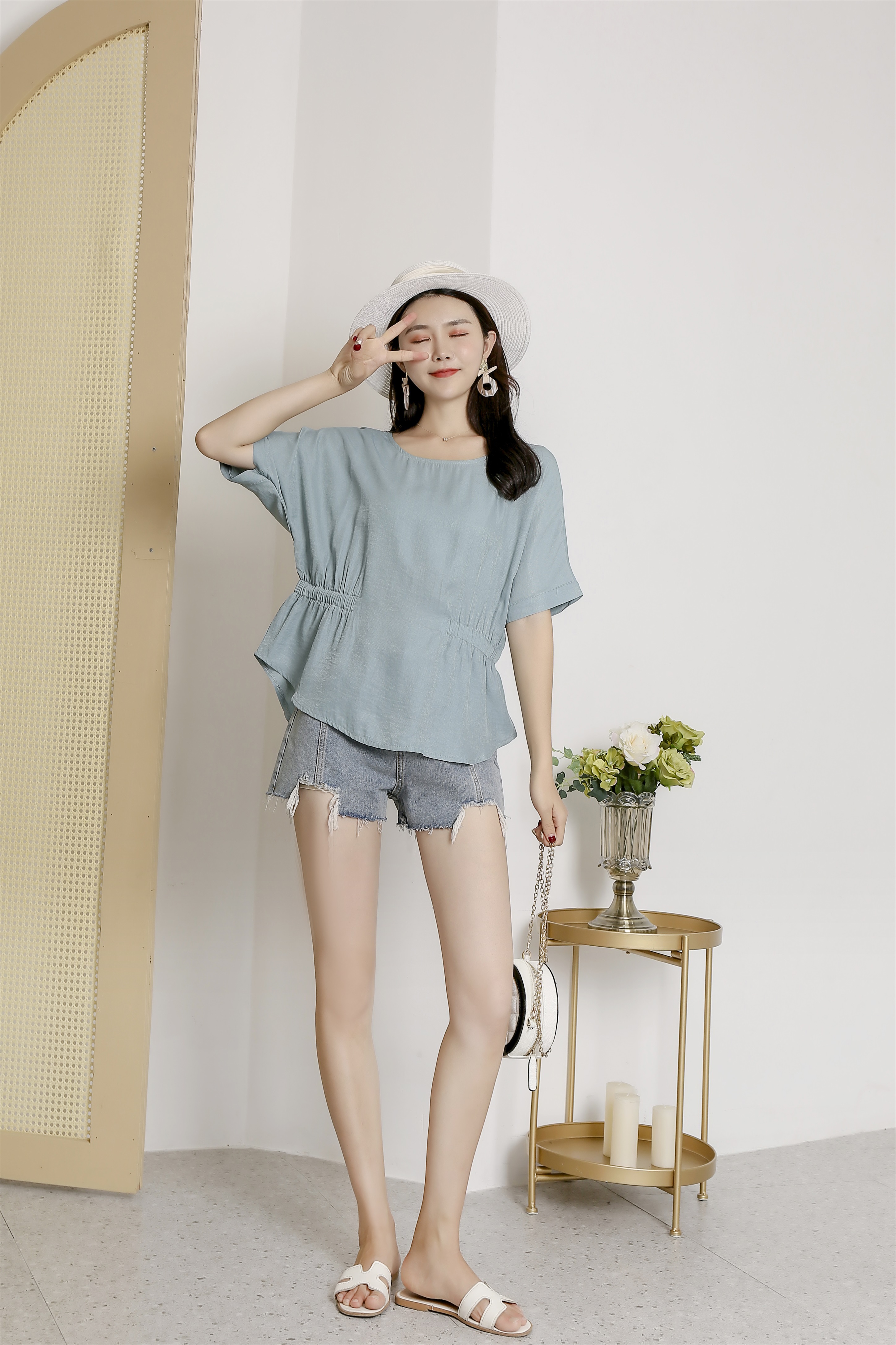 网红店主风拍摄淘宝模特女装秋冬装网拍产品摄影服务