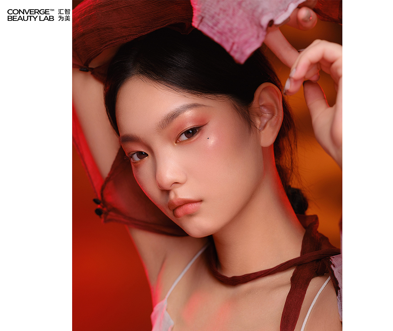 人像摄影/修图|完美日记.12色眼影赤狐盘