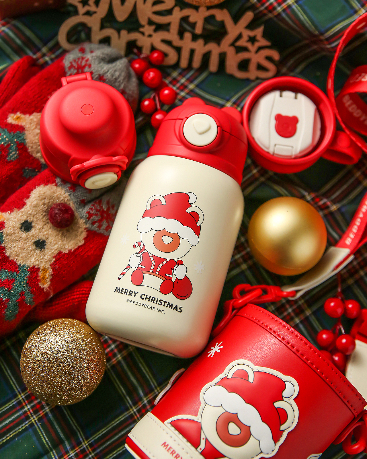 圣诞保温杯（图ZMzI0NzgyODYw） - 产品摄影 - 站酷设计师预览摄影阿毛原创素材 - 站酷ZCOOL