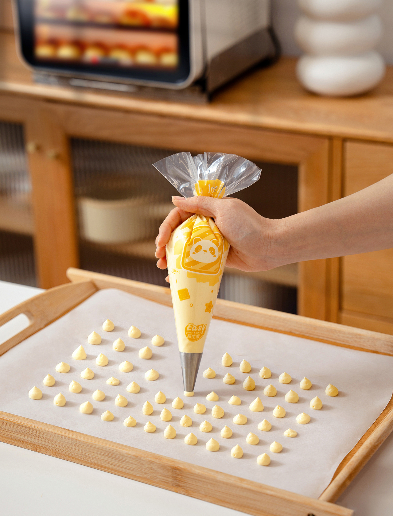 厨房好物裱花袋 -【创意拍摄】（图ZMzU3NDk2MzY0） - 产品摄影 - 站酷设计师甯宇原创素材 - 站酷ZCOOL