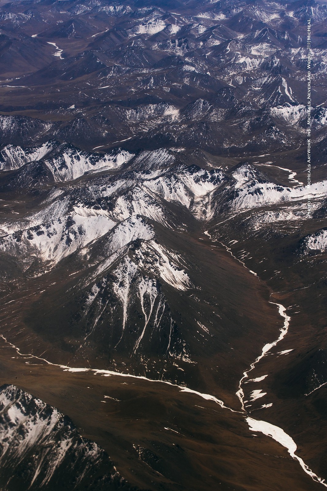 Free Talk：被疫情困扰的自己做了一些新的企划，比如强迫自己整理图，方法则是选择了更为紧凑的日更环节……对，最近的微博已经开始了日更，非常欢迎前来围观（记得关注也请多多三连给我点更新动力吧hhh）内容可能有在zcool更新过的部分，也有一些独立整理出来的小细节，当然了杂七杂八不少，毕竟我个人喜欢也很广泛啦……其他平台暂时还没有精力去做，慢慢如果有了那还是会在这里预告一下。毕竟习惯了博客长篇方式的自己有时候很难融入快节奏的状态，可是看到不少错误的信息被传达还是有点不爽，努力多扩散一下美景吧，在这个有些致郁的时间点上，也算是力所能及的方式了~以上。