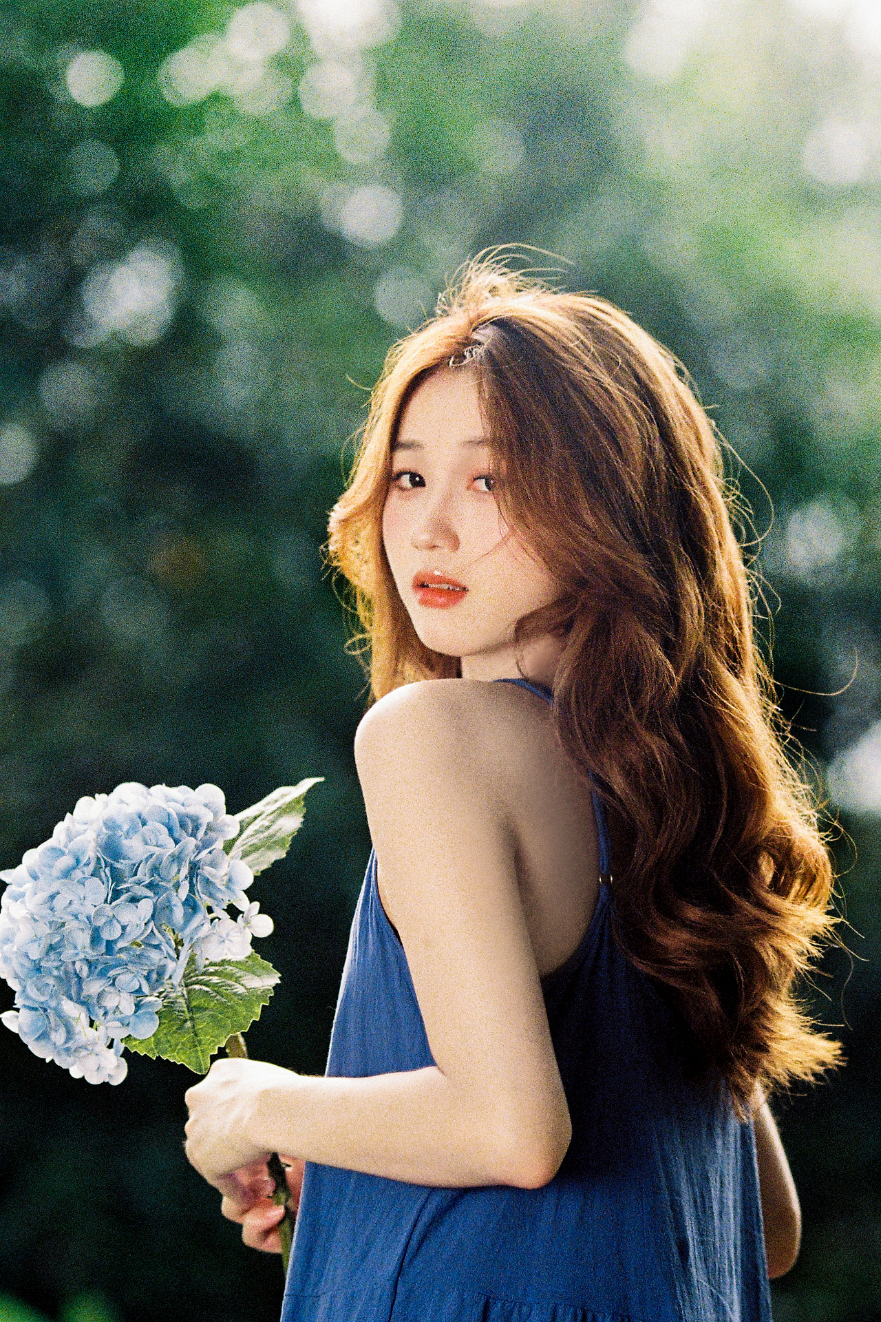 坠落（图ZMzQ4MjM2NzI4） - 人像摄影 - 站酷设计师唐小苔原创素材 - 站酷ZCOOL