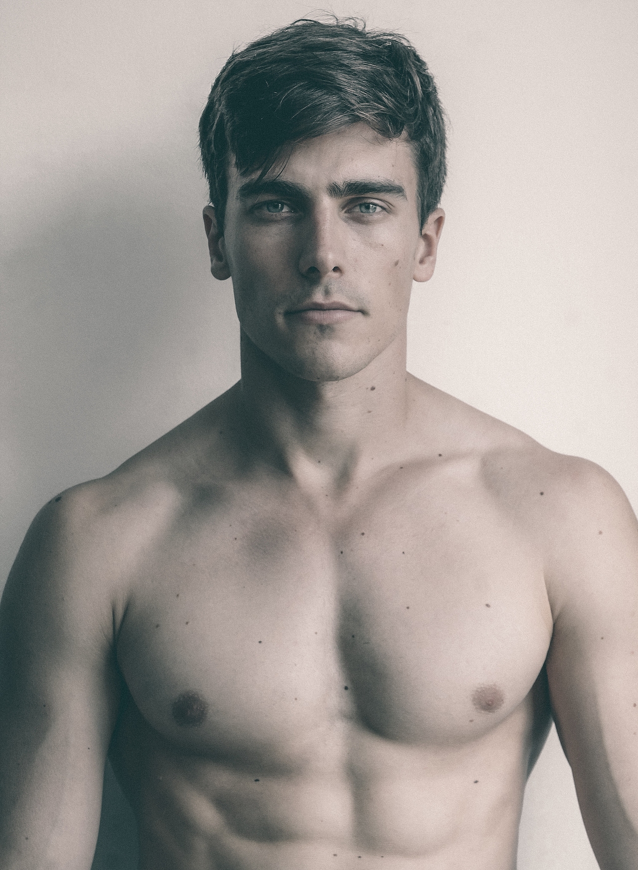 广州模特 成熟型肌肉男外模内裤拍摄 商业摄影