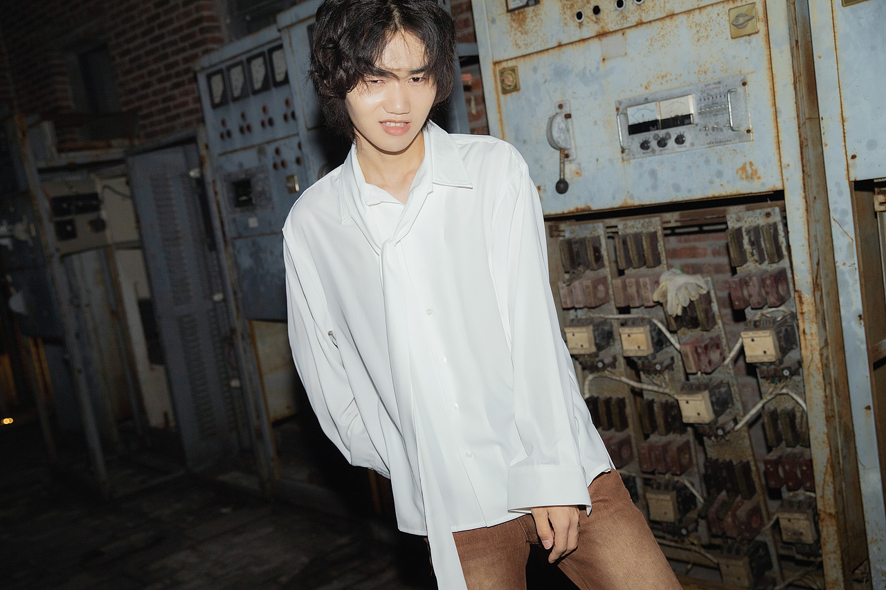 人像写真 男生杂志风街拍