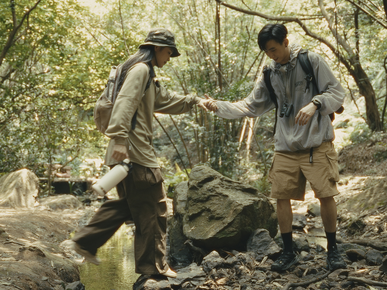 夏天适合爬山（图ZMzY5OTQ5ODQ4） - 短片 - 站酷设计师阿焕是个按快门的原创素材 - 站酷ZCOOL