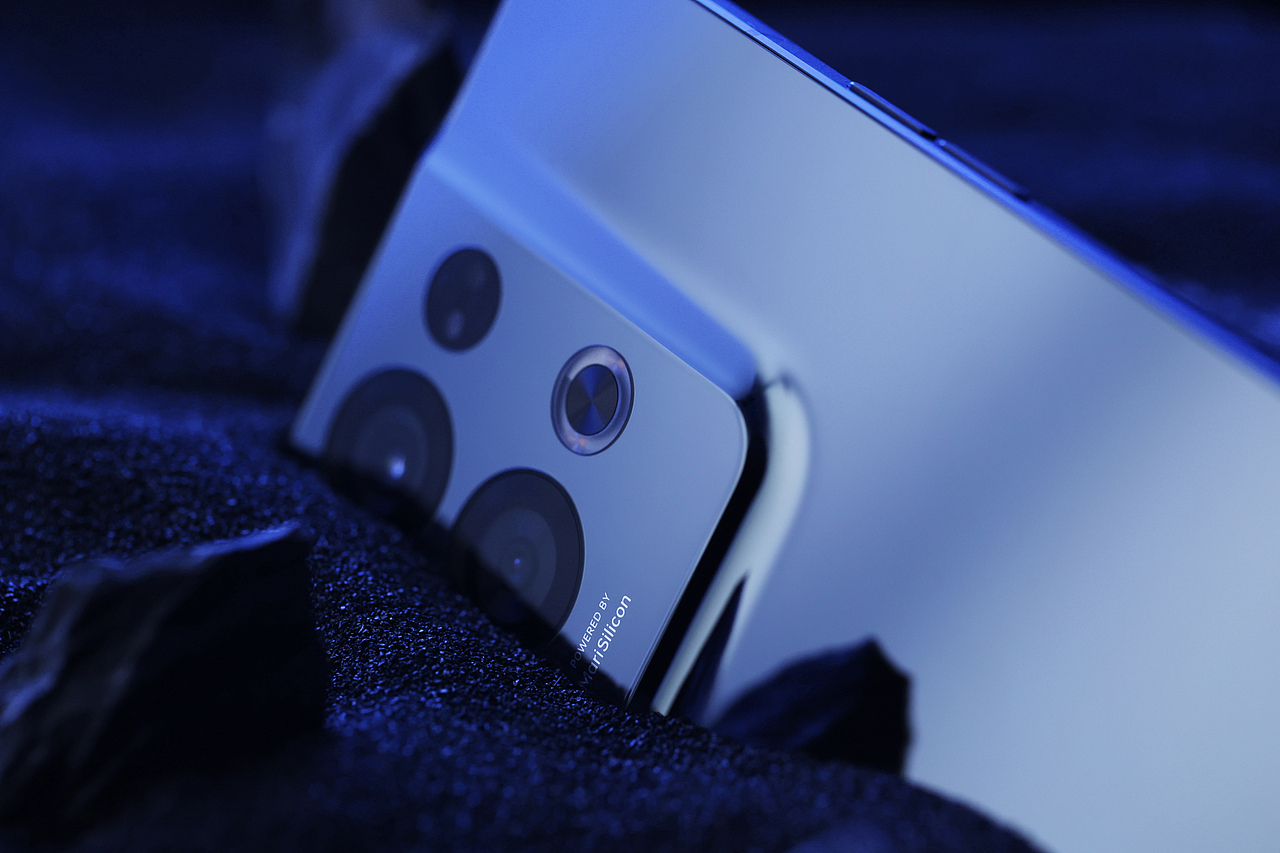 OPPO Reno8 Pro+ 手机（图ZMzI0Mzc3NDY0） - 产品摄影 - 站酷设计师独立野生摄影师原创素材 - 站酷ZCOOL