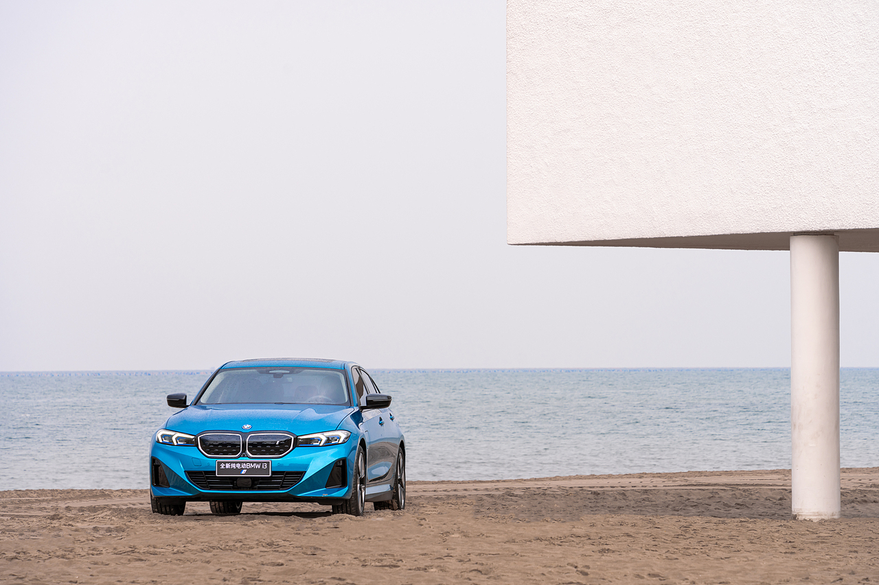 汽车摄影 | BMW i 在阿那亚