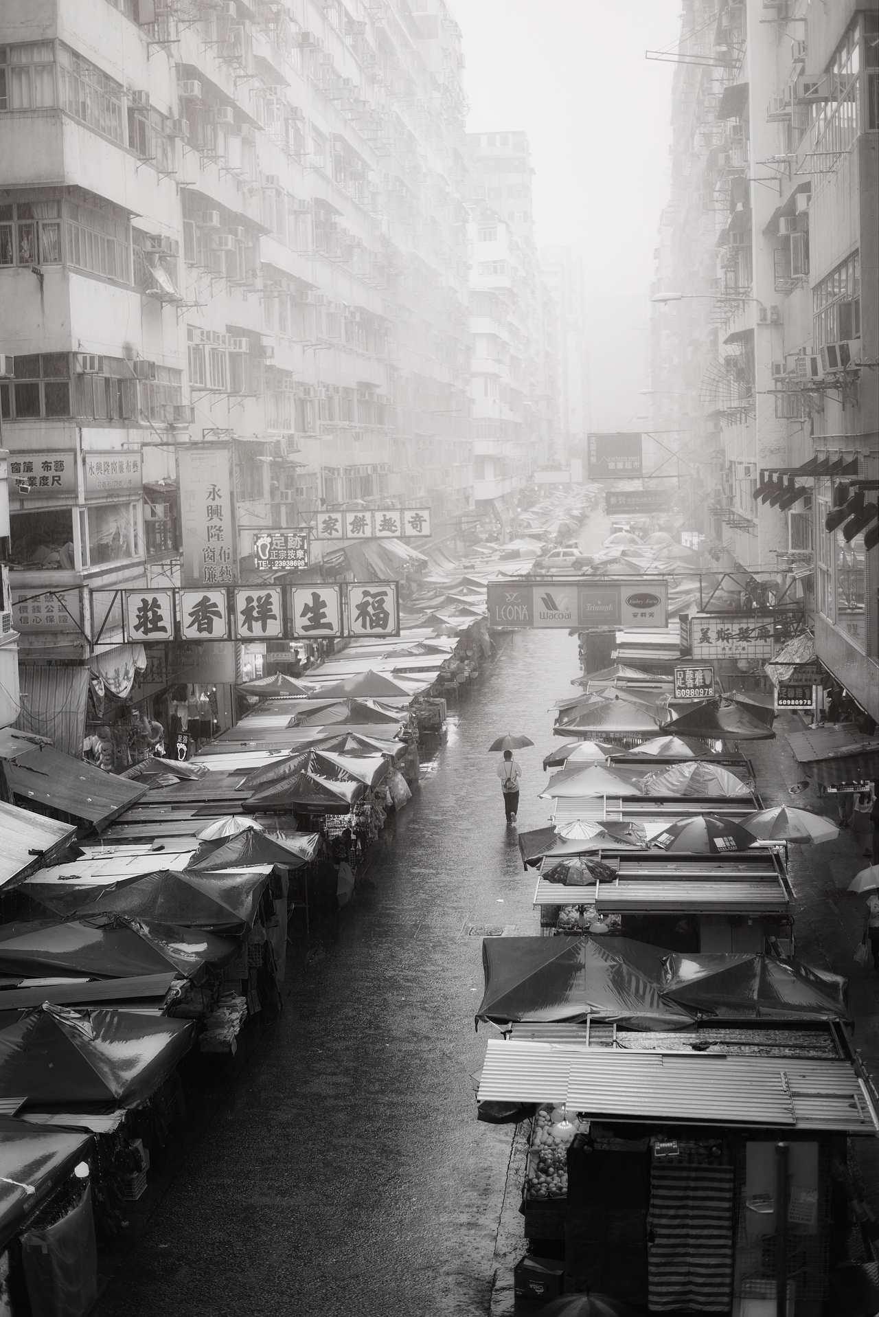 以40幅黑白照, 念香港的旧╲Hong Kong Portrait Ⅲ（图ZMzYzNjI5NjM2） - 书籍/画册 - 站酷设计师hellodonny原创素材 - 站酷ZCOOL