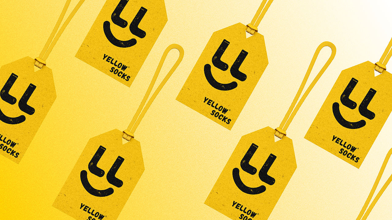 YELLOW潮袜品牌LOGO设计|服饰 服装|LOGO VI设计(图ZMzYxMDExMTA4) - Logo - 站酷设计师艾亿客原创素材 - 站酷ZCOOL