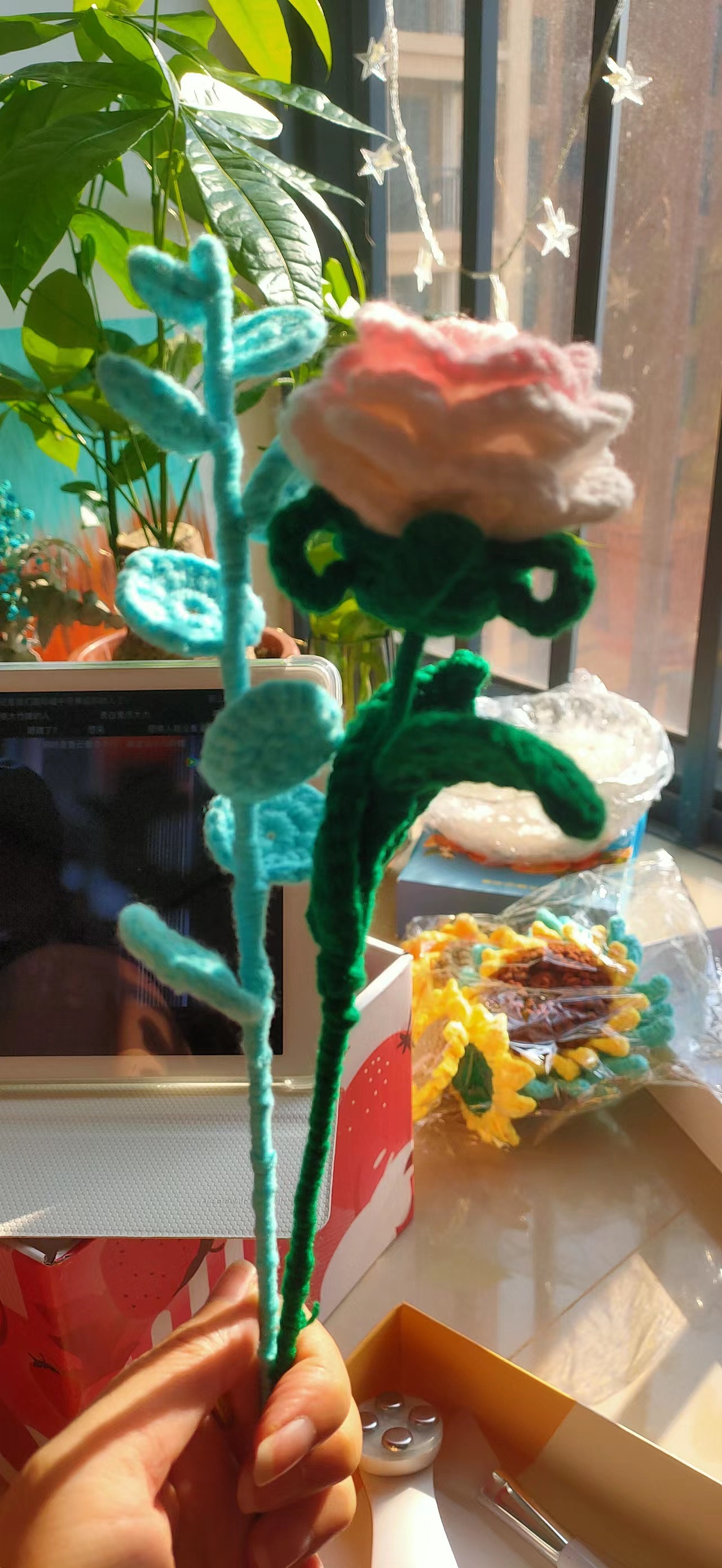 愛玩毛線的設(shè)計(jì)師1（圖ZMzQwOTA3OTA0） - 手辦/模玩 - 站酷設(shè)計(jì)師時(shí)光李原創(chuàng)素材 - 站酷ZCOOL