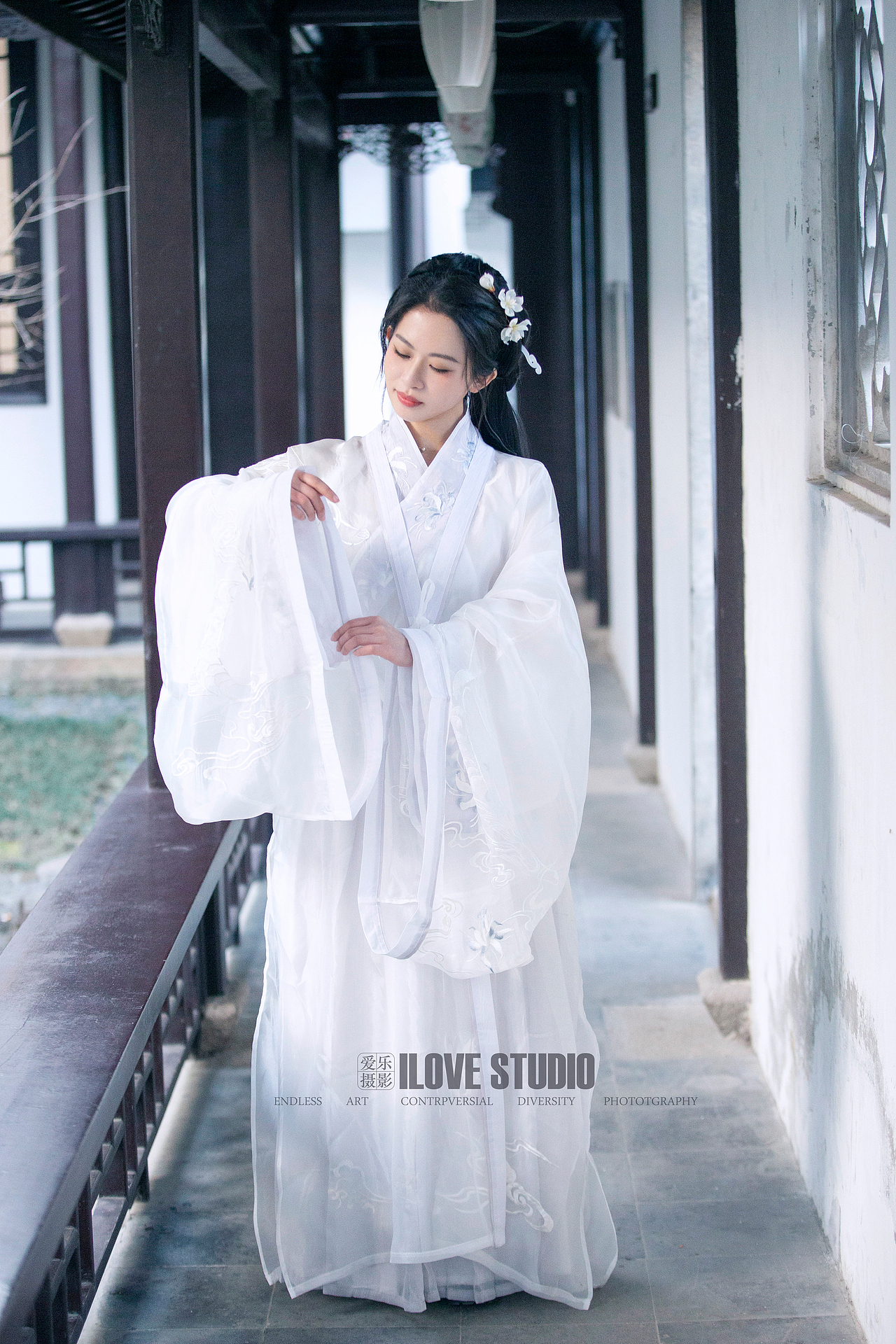 爱乐摄影原创写真作品——《Mrs.潘》