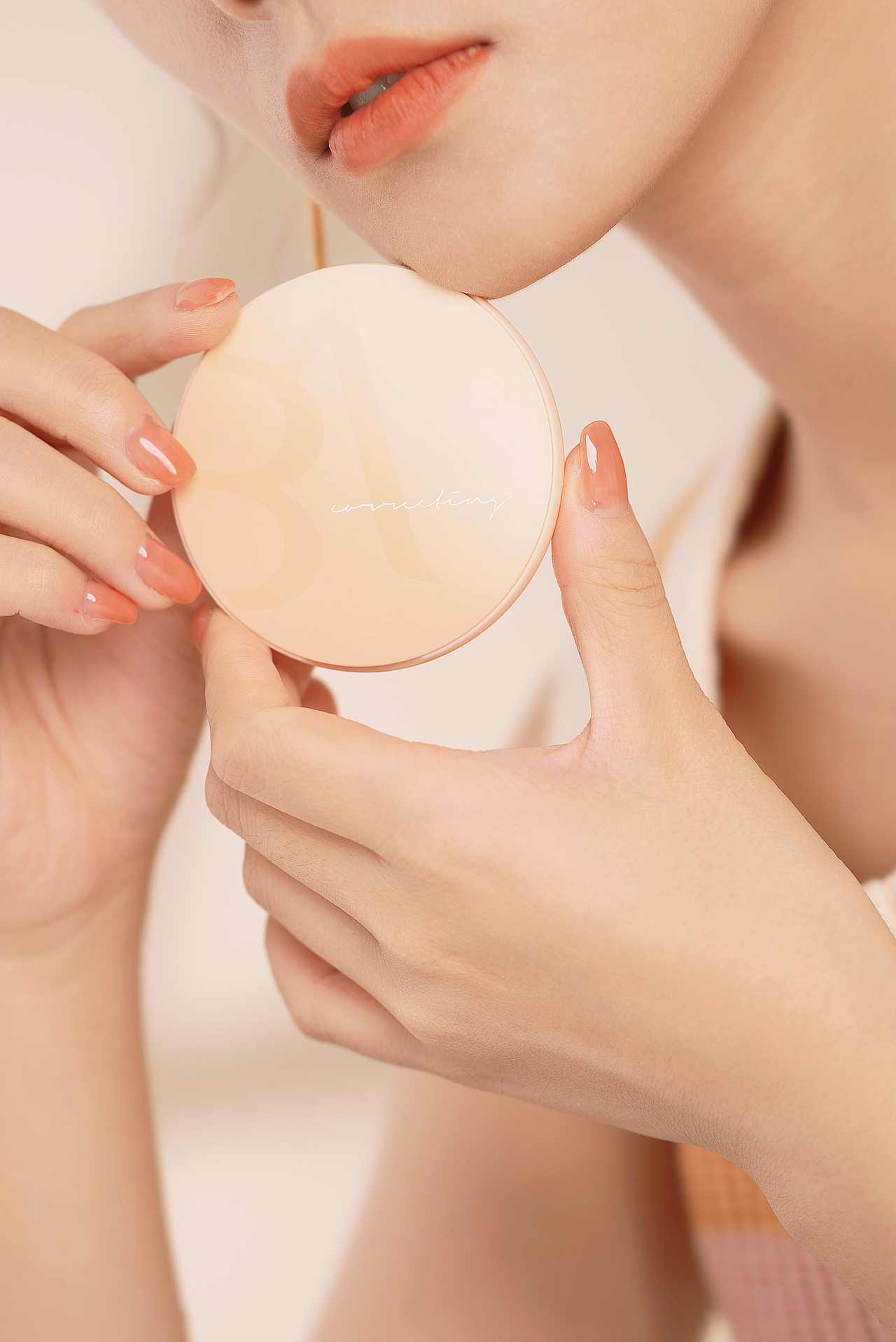 遮瑕盘模特拍摄