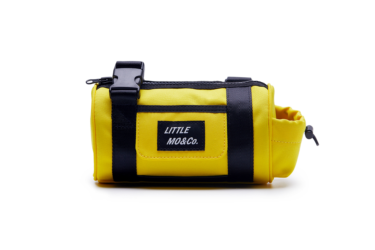 MO&CO 健身包白底拍摄