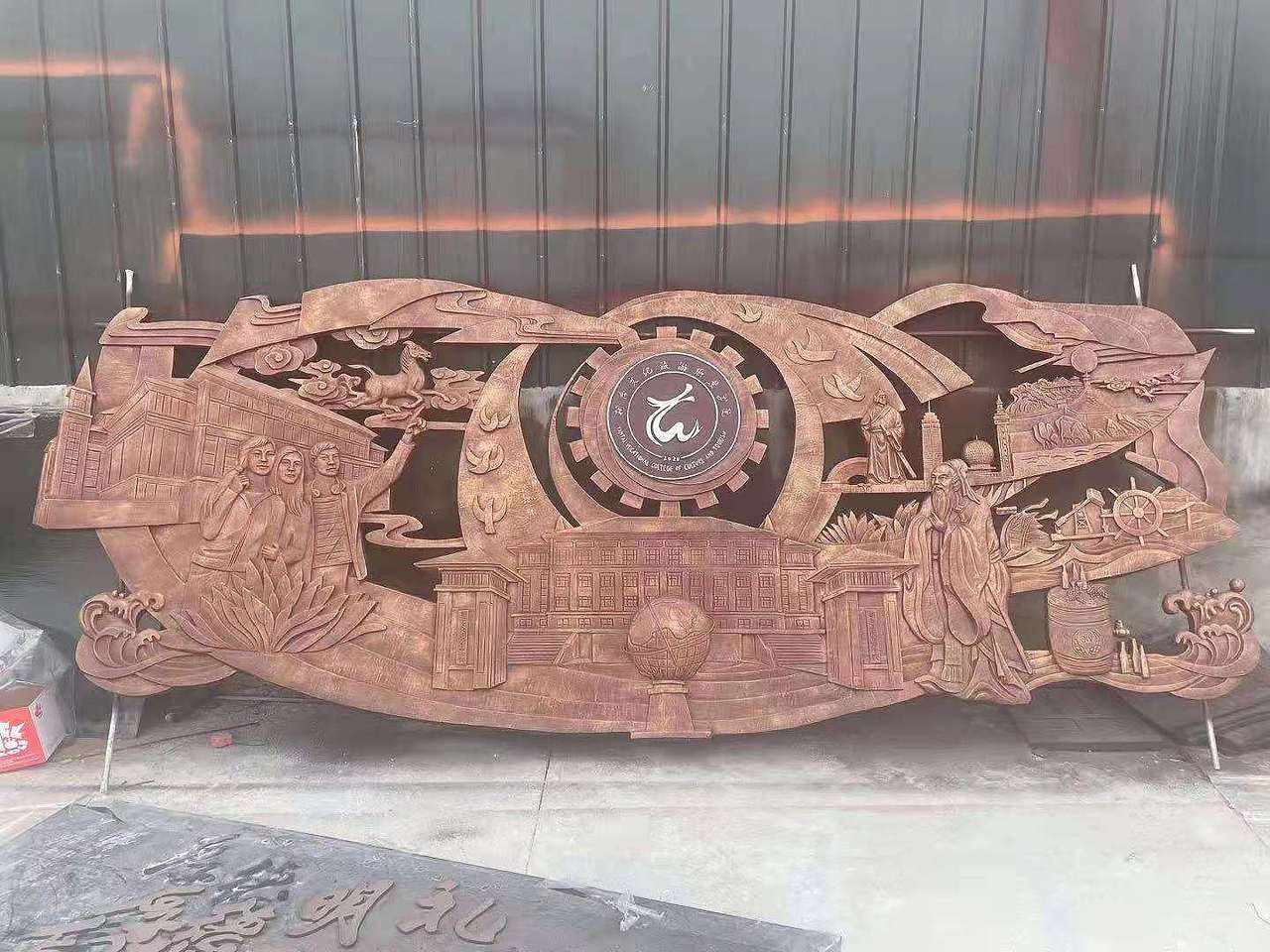 文化浮雕雕塑原创设计拟人化586pandastr雕塑原创设计江苏省无锡丽华