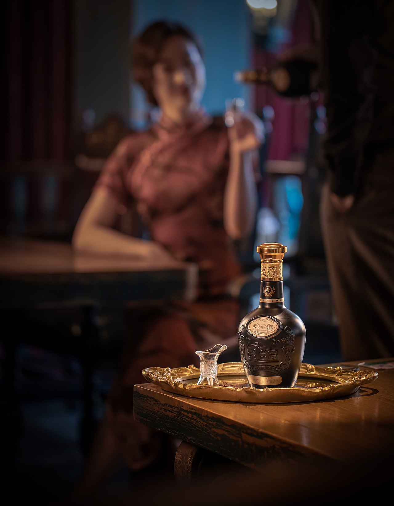 白酒拍摄-产品拍摄-秋日邂逅-映山红