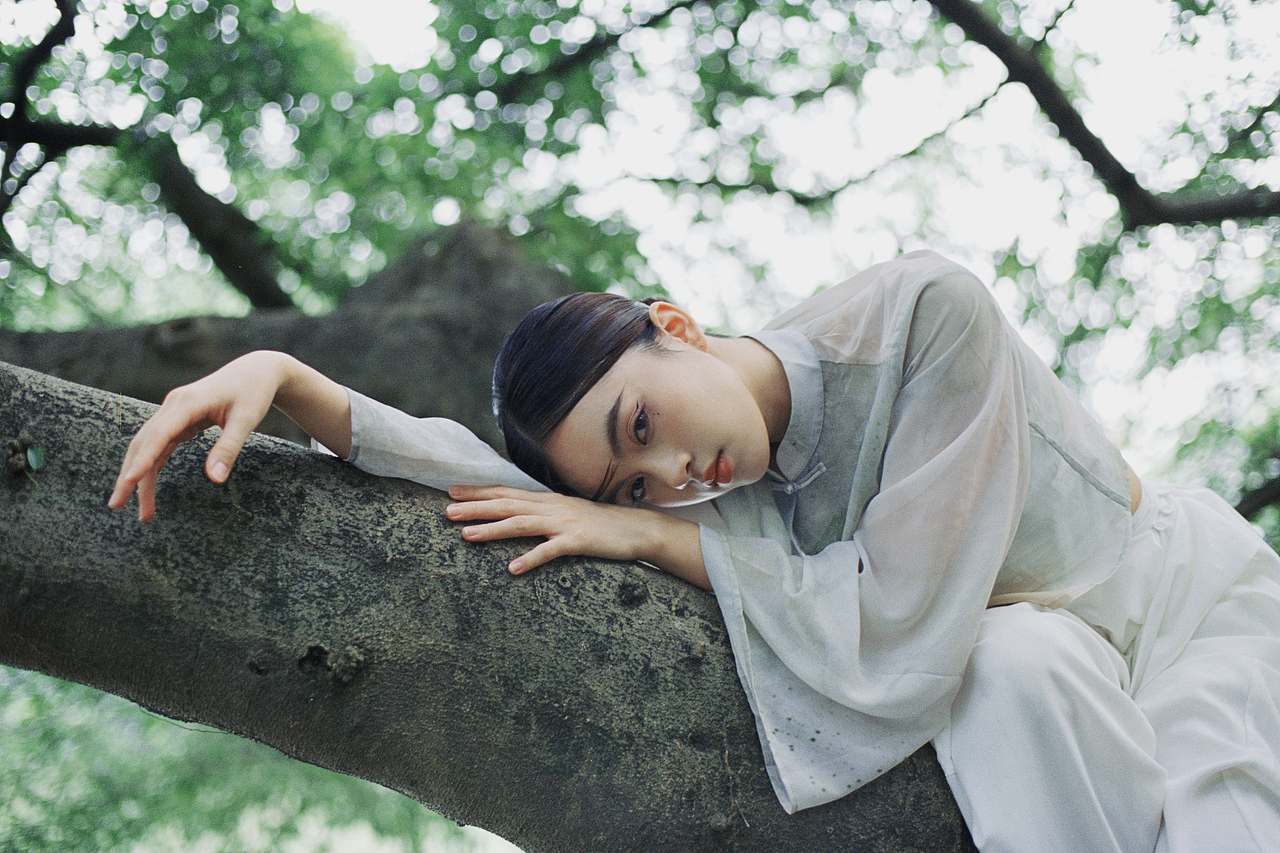 秋风（图ZMzIwMjA1Mjgw） - 人像摄影 - 站酷设计师几度星霜_Jeral原创素材 - 站酷ZCOOL