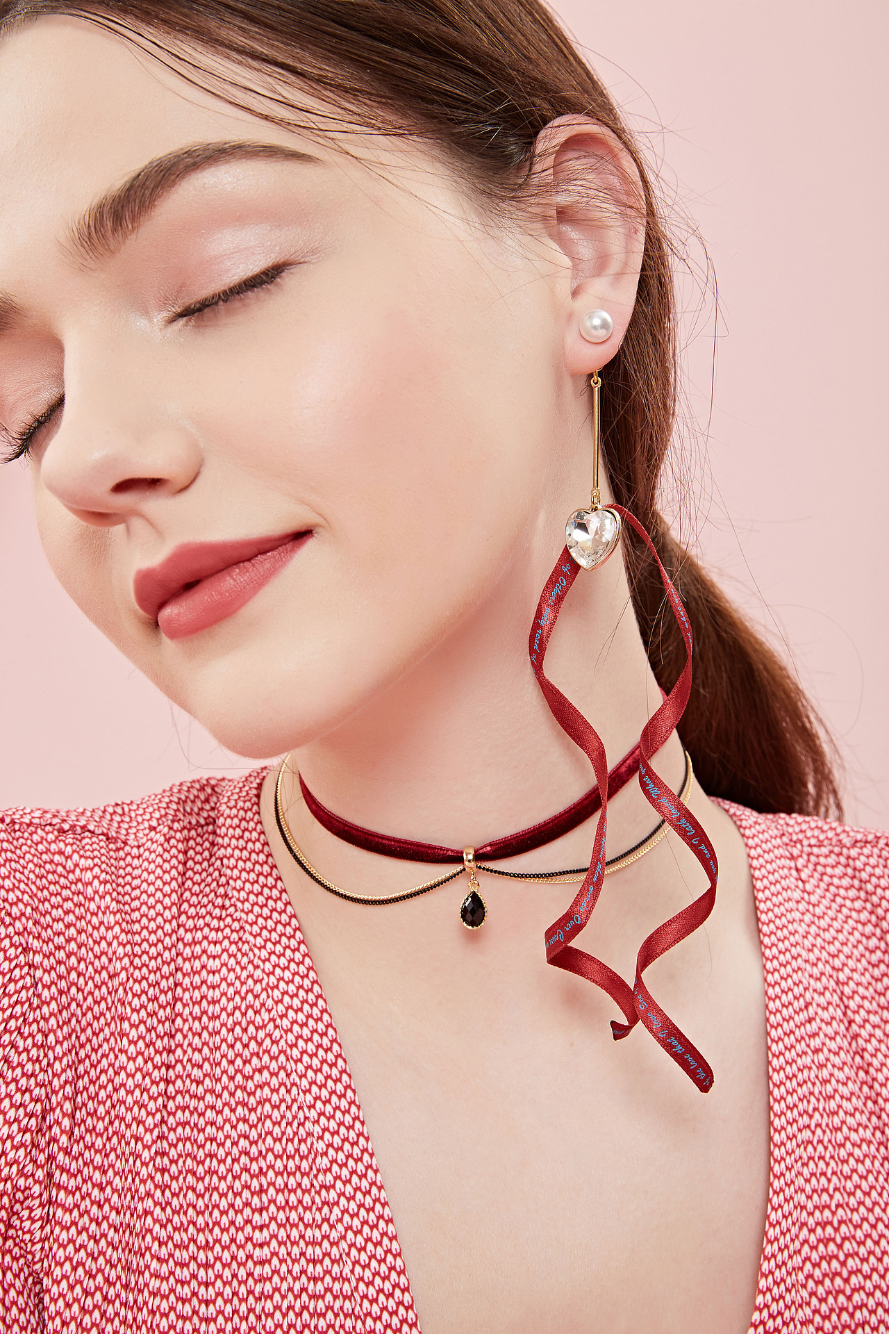 onekiss | 粉色系列饰品~创意电商_赤道广告-站酷zcool