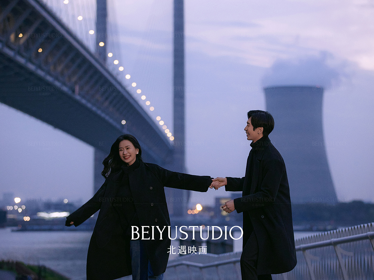 星映晚桥,华灯初上情愫蔓延