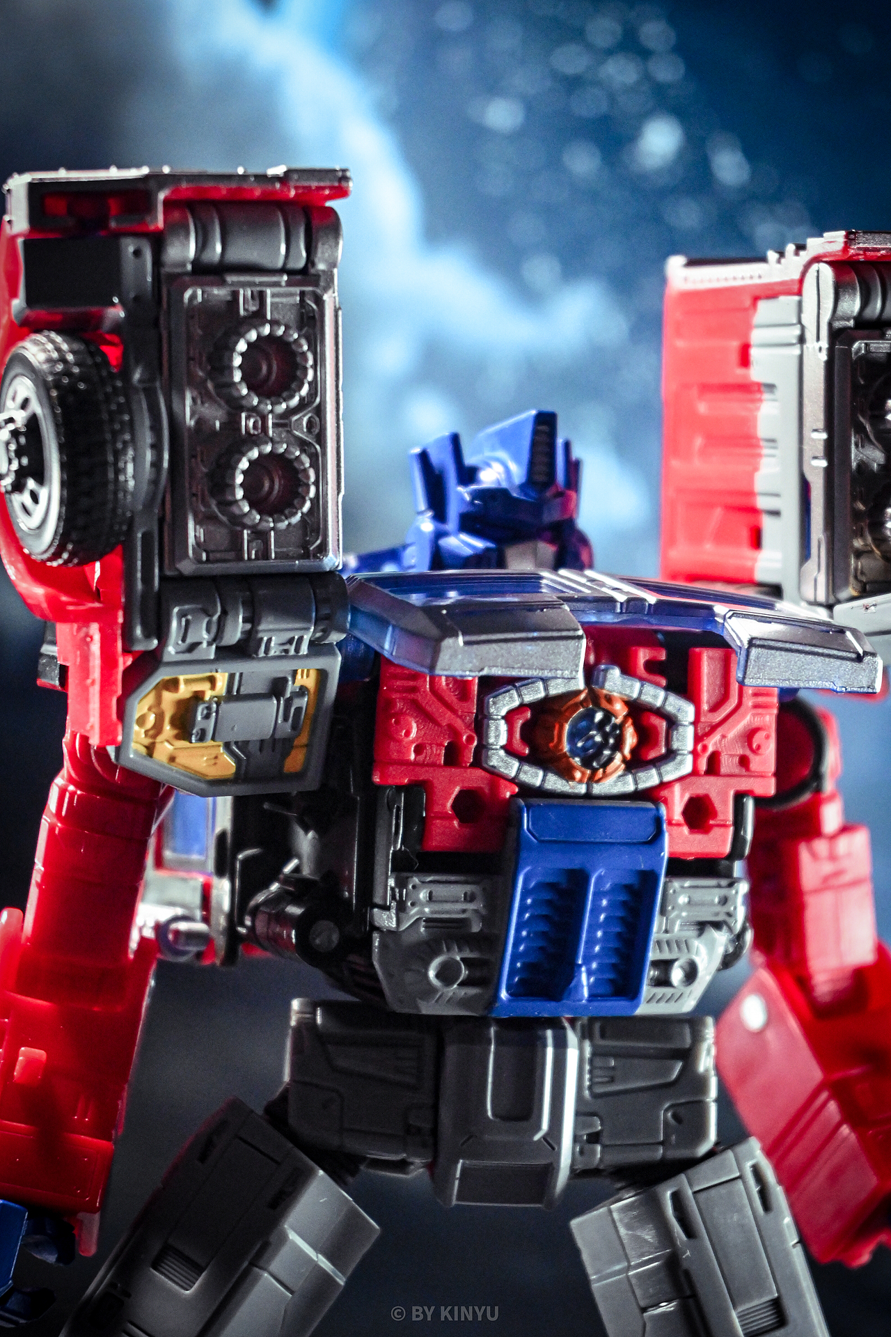 变形金刚 传世系列 镭射擎天柱