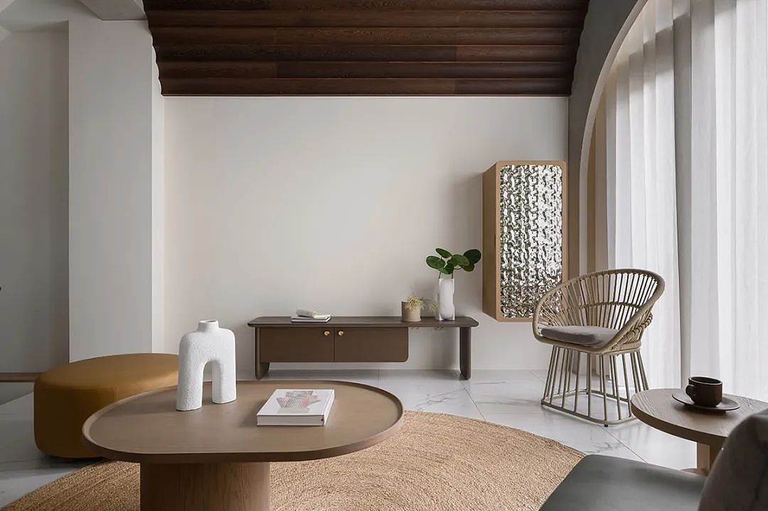 284㎡自建豪宅,人均住一层谁不爱