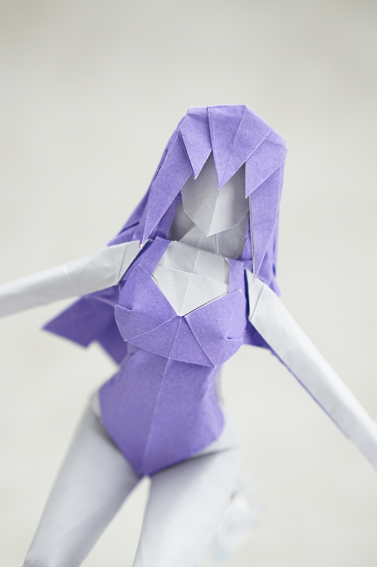 折纸设计-冲浪少女