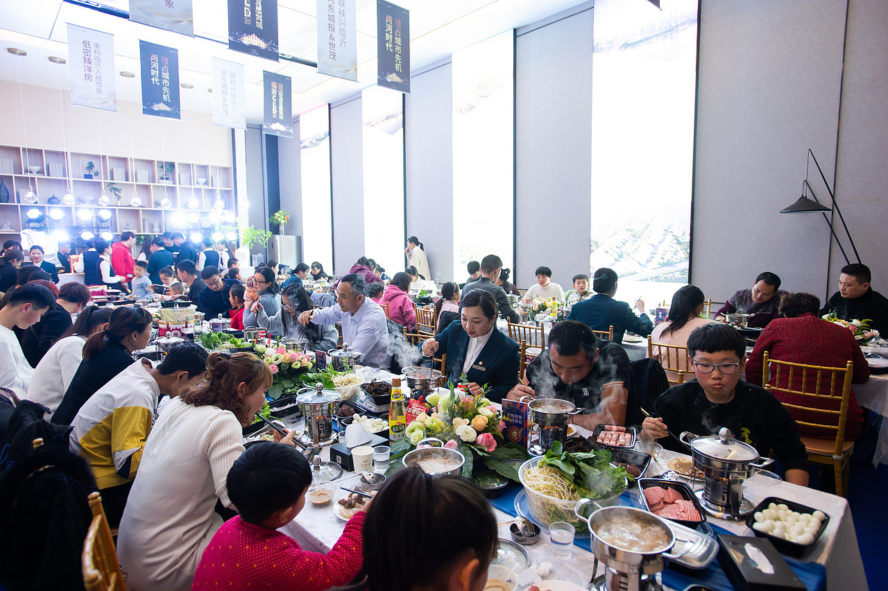 客户答谢暖场火锅宴（融创世樾城）（图ZMTkwNjA5NTk2） - 人文/纪实摄影 - 站酷设计师放狼的小羊原创素材 - 站酷ZCOOL