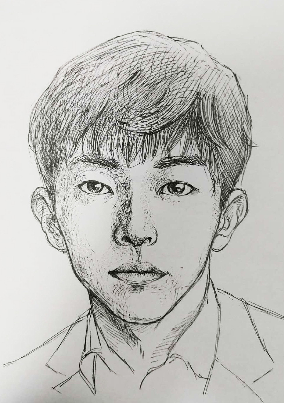 中性笔画些半素描半速写的人物