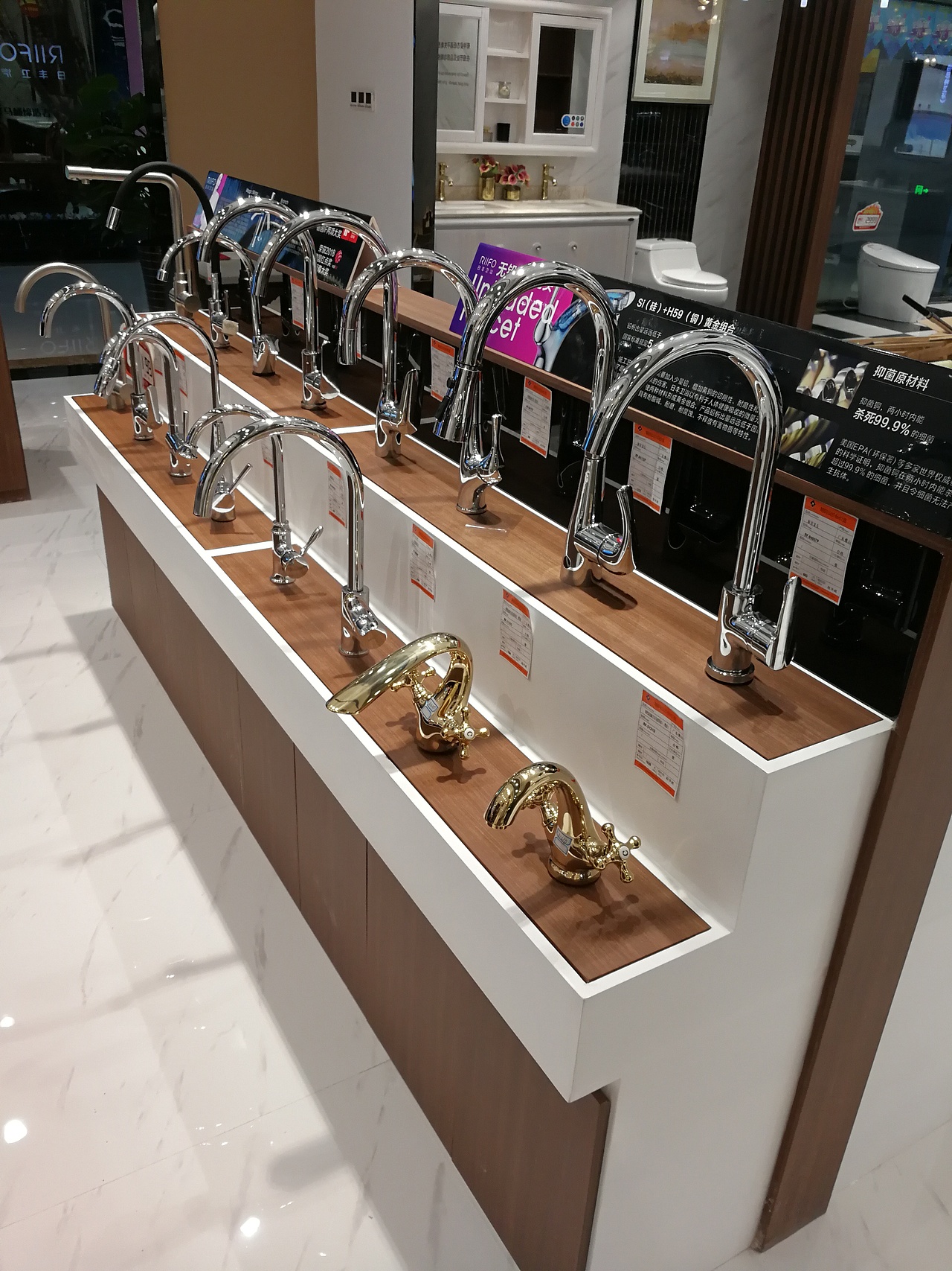 日丰卫浴专卖店 卫浴门店摄影精选（图ZMTc1ODczMTI0） - 环境/建筑摄影 - 站酷设计师日丰卫浴YY原创素材 - 站酷ZCOOL