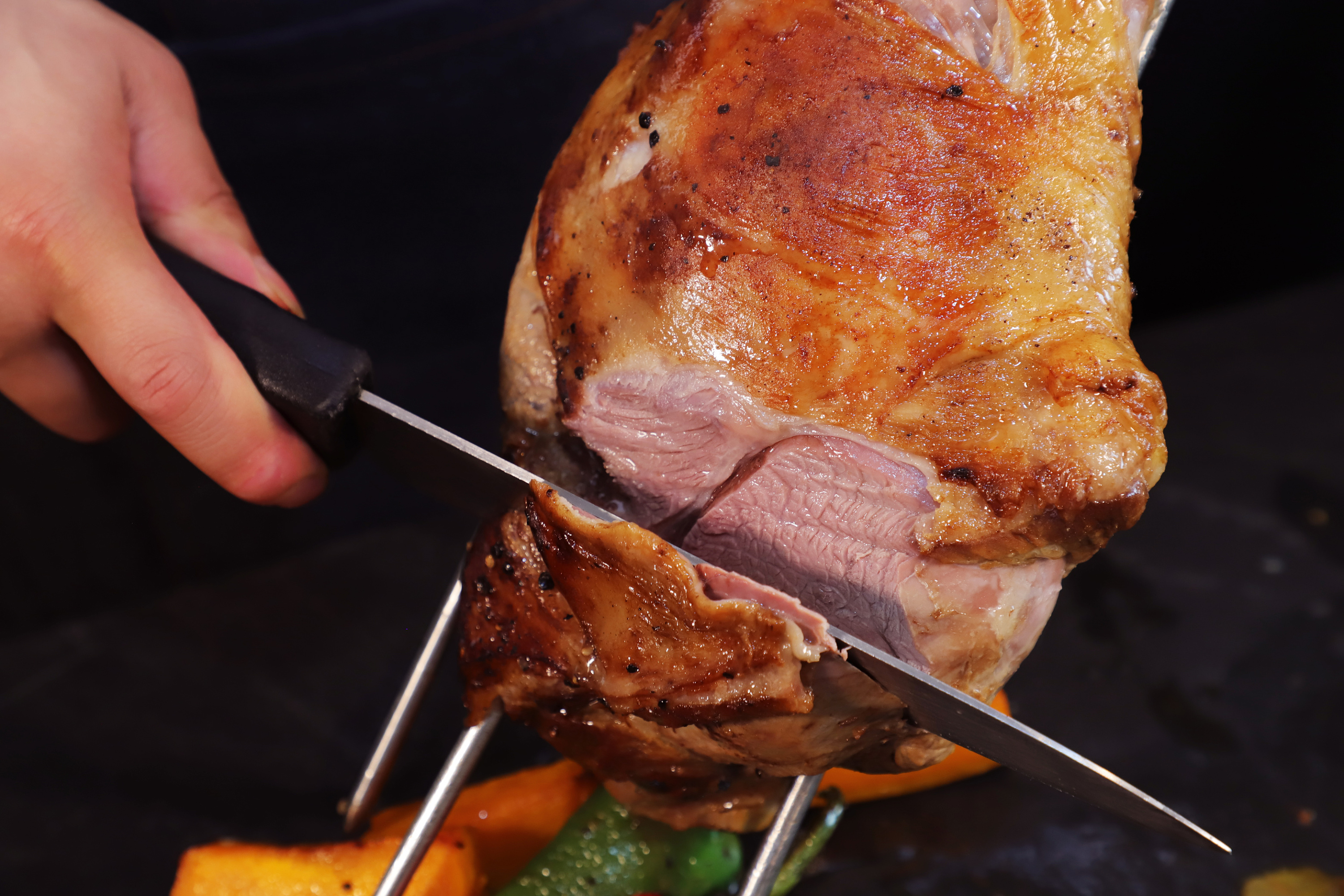 bbq烧烤节之火鸡腿德式烤肠烤串