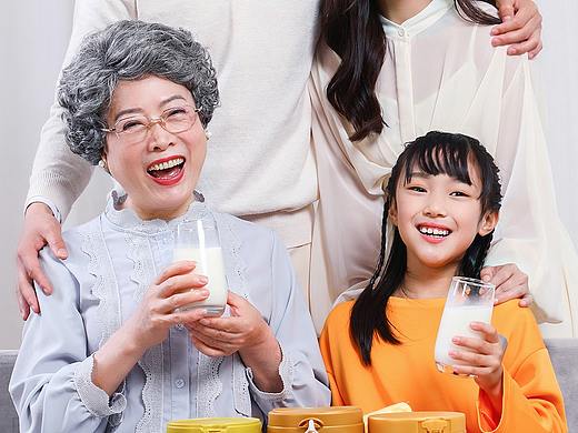 奶粉 X 驼奶依驼可汗巴特新品拍摄 I 和拍社