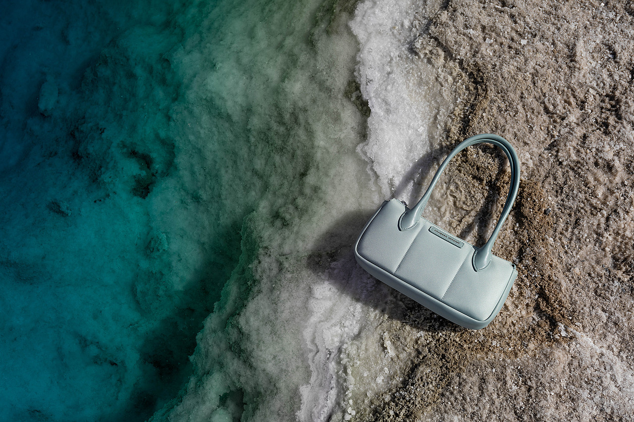 室外产品创意图（图ZMjcwODc3NDI0） - 产品摄影 - 站酷设计师摄影师大林原创素材 - 站酷ZCOOL