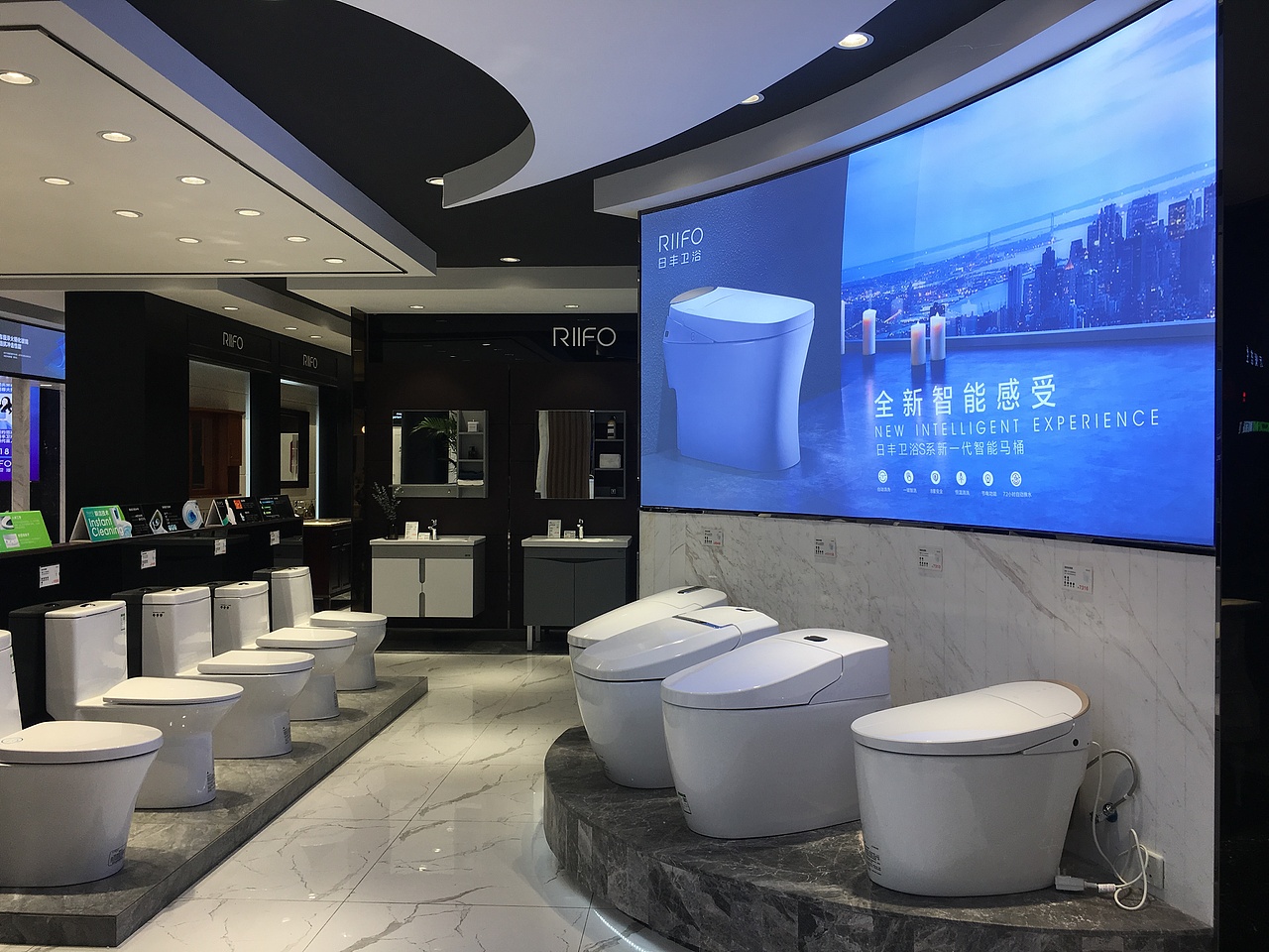 日丰卫浴专卖店(六安店)&卫浴门店精品实景图