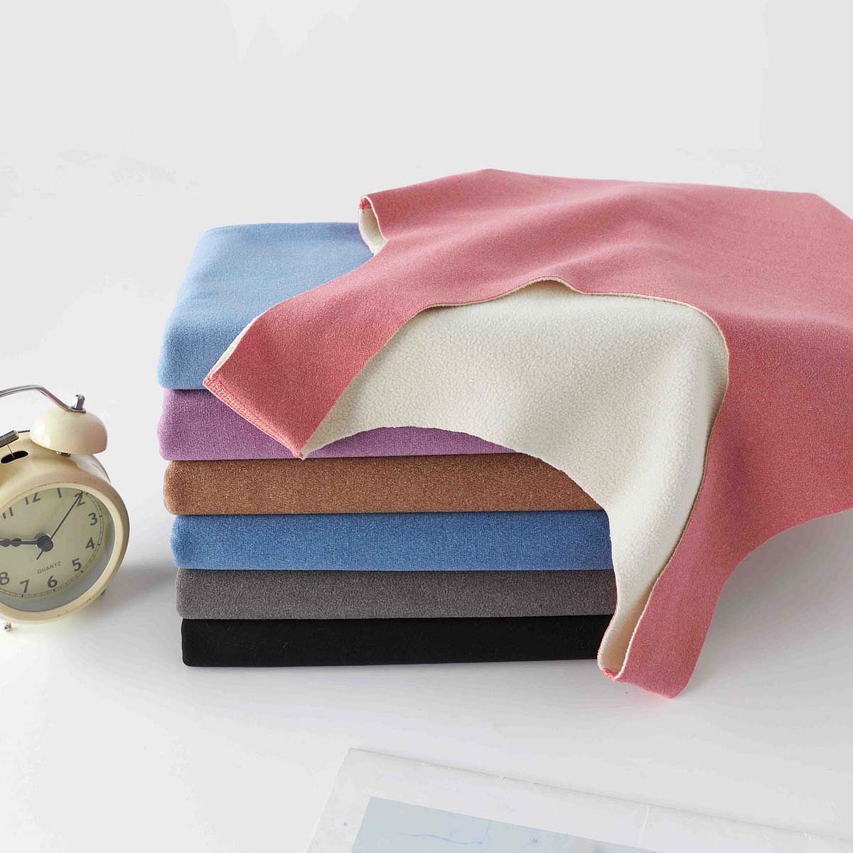 服装家居服平铺挂拍拍摄 服装拍照白底图