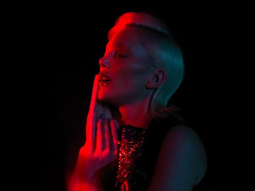 红与黑（个人主页-ZMzAzNjQ3ODA=） - 人像摄影 - 站酷设计师云墨范儿原创素材 - 站酷ZCOOL