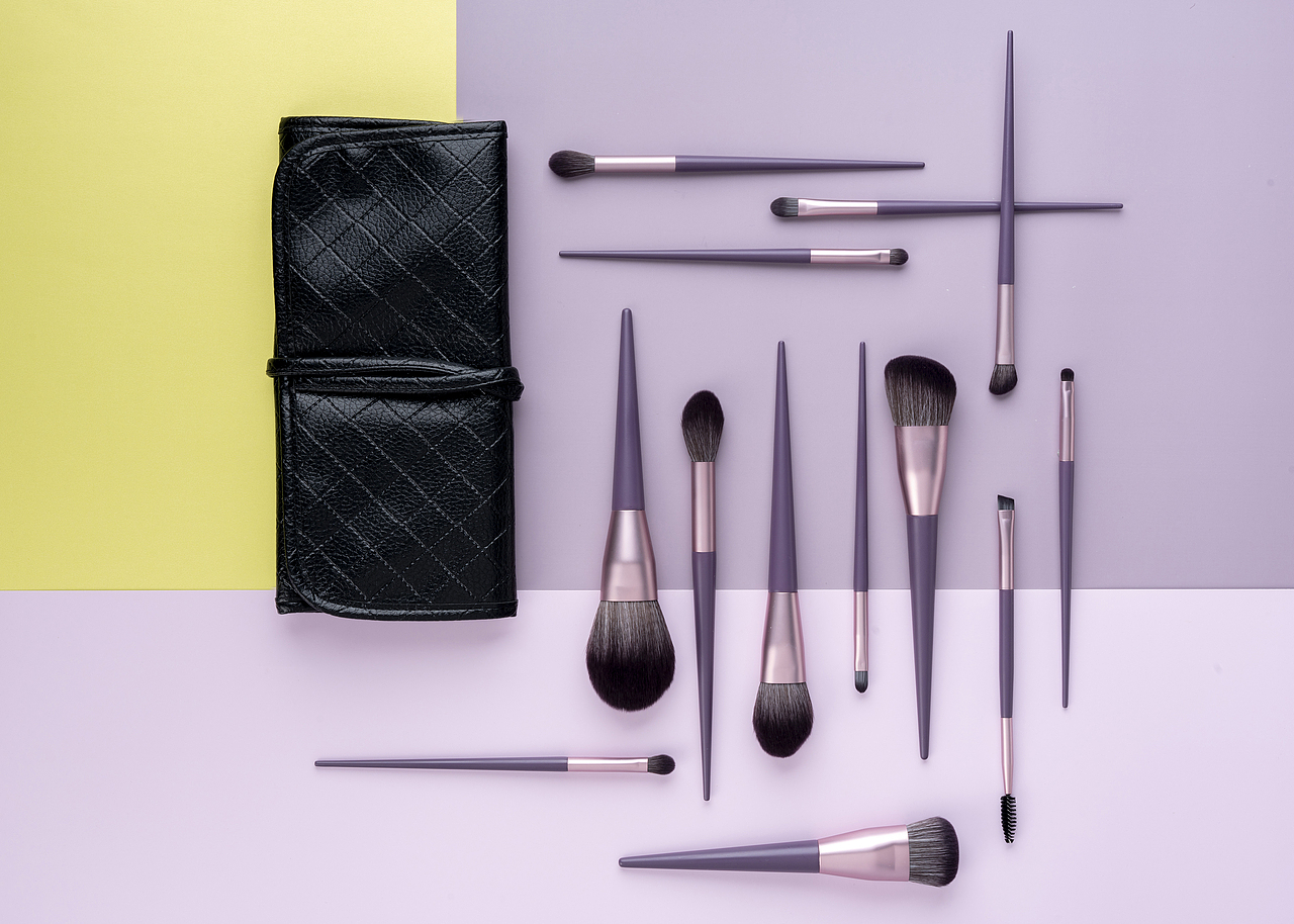 化妆刷（图ZMjI1MTI5MDg4） - 产品摄影 - 站酷设计师姚曳86原创素材 - 站酷ZCOOL