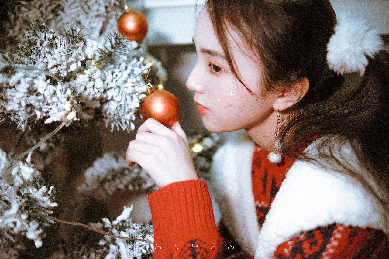 我住的城市也有红色的圣诞节