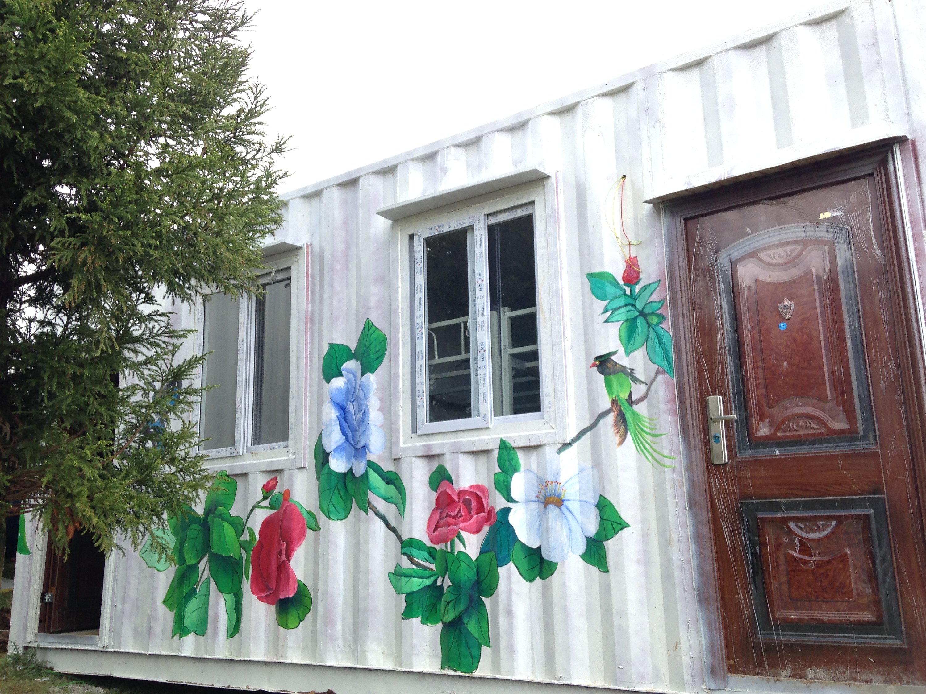 六盘水-乌蒙草原音乐节-集装箱彩绘