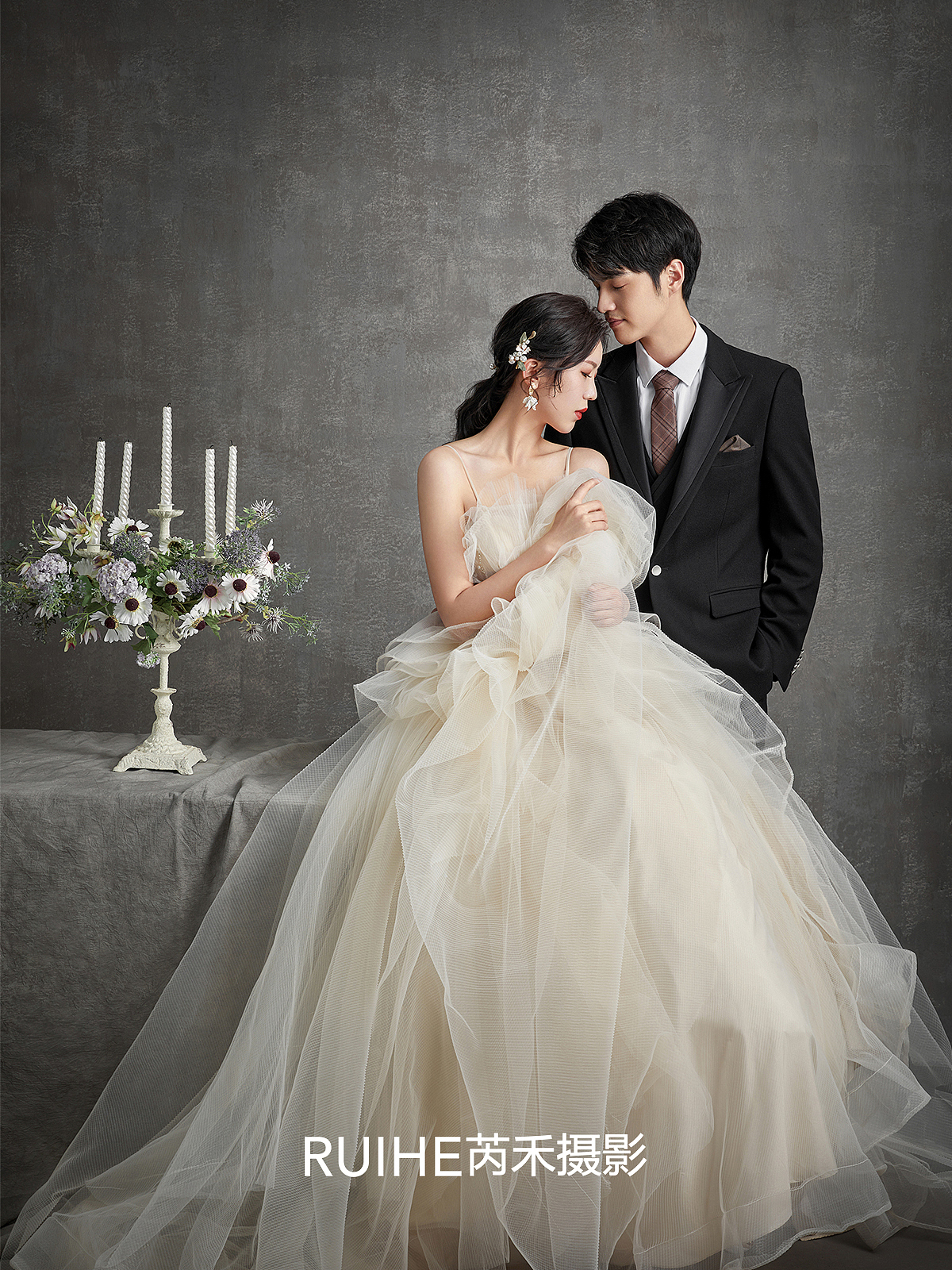 简约复古中，渗透着唯美浪漫的油画风（图ZMjY4ODc0NzA0） - 婚礼摄影 - 站酷设计师遇见YUJIAN原创素材 - 站酷ZCOOL