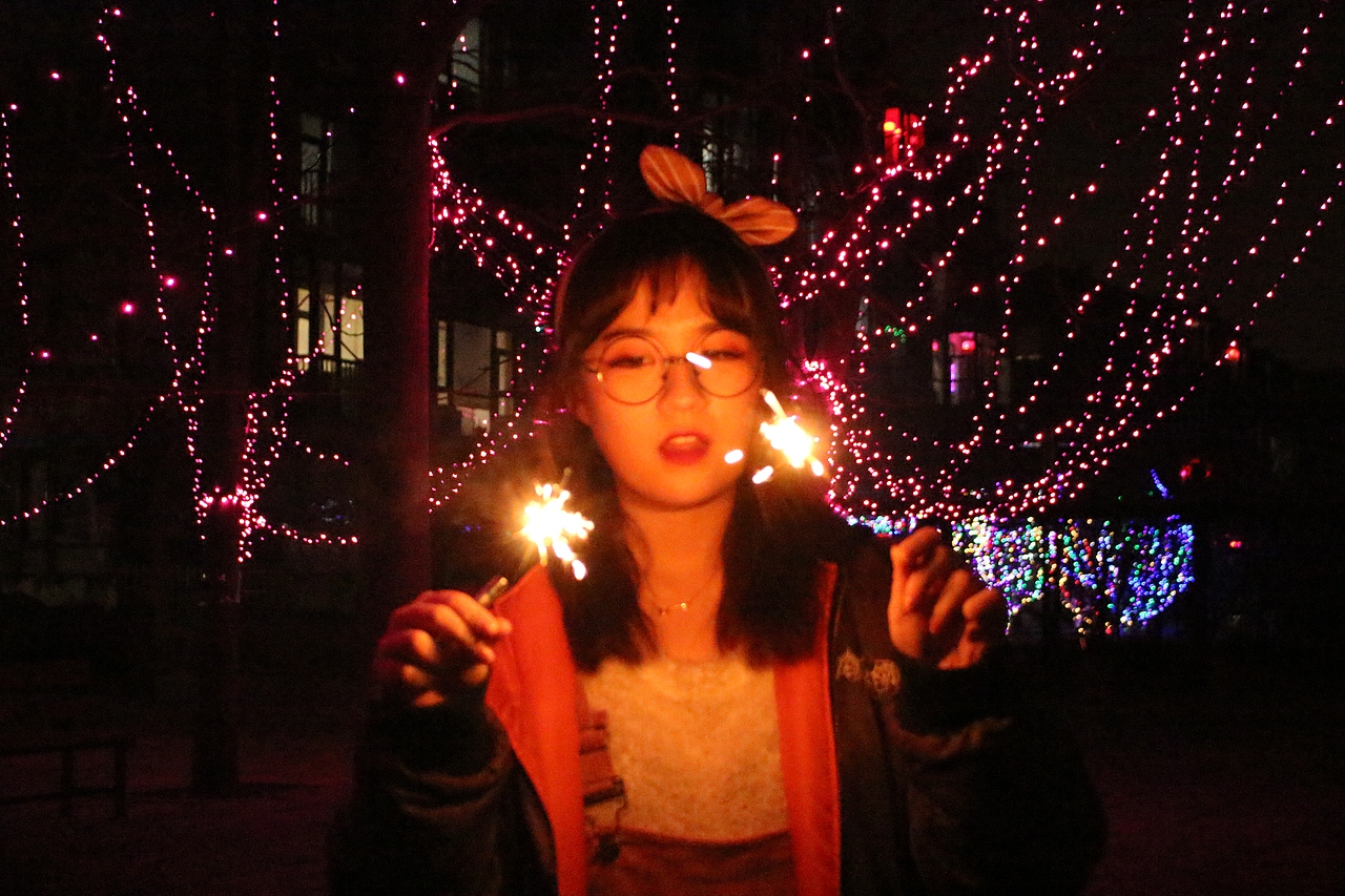 作为爱好的人像摄影的处女座[z真牛][billd飞吻]（图ZMTA3NDU4OTU2） - 人像摄影 - 站酷设计师你叫我起床原创素材 - 站酷ZCOOL