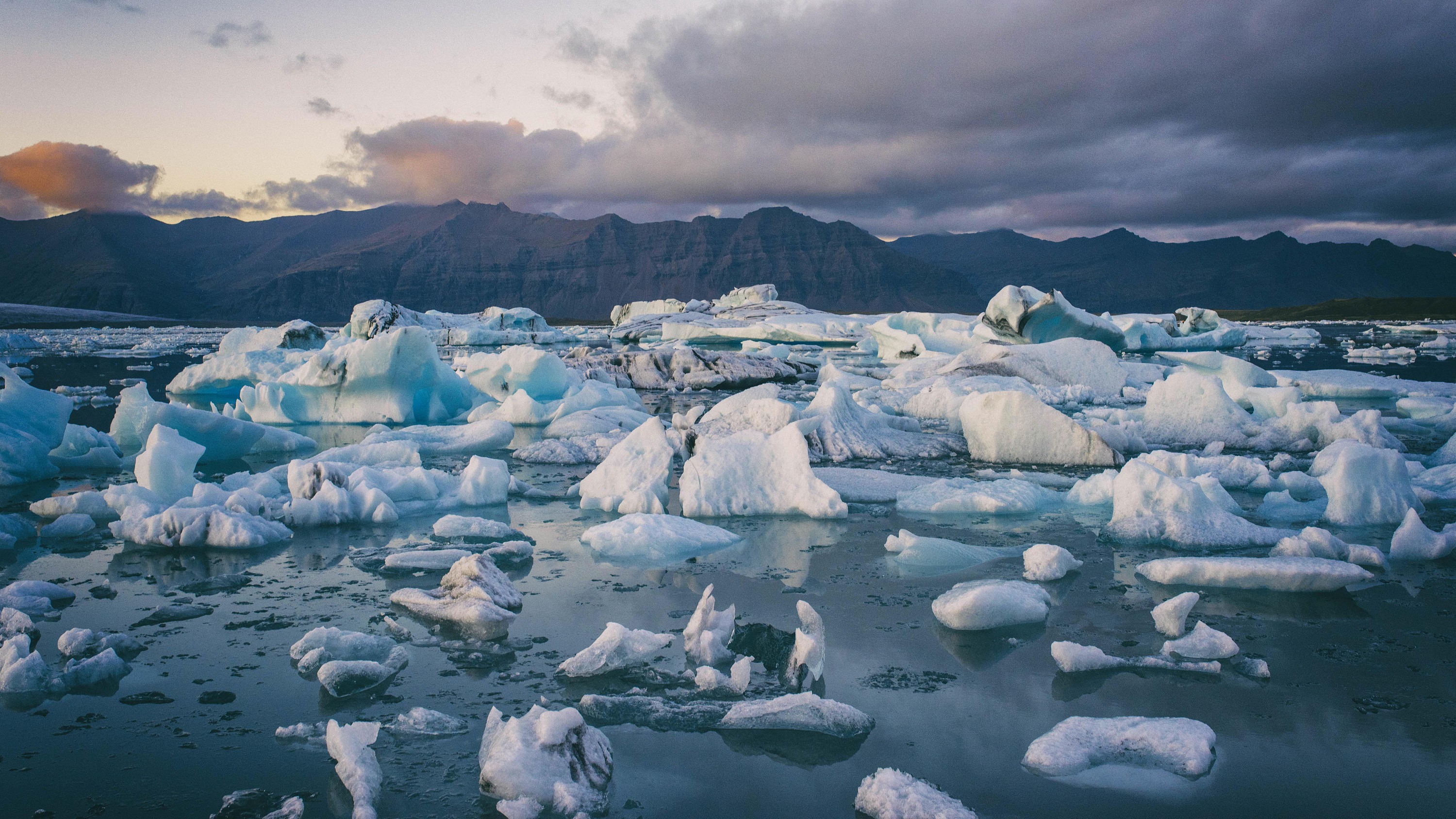 亘古的极寒——冰岛瓦特纳冰川