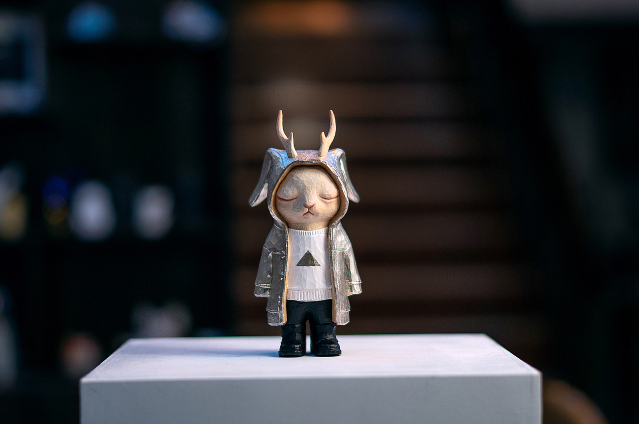 候鸟陶作品 角天兔Niko宇宙旅人 木雕潮玩（图ZMjE0MzI4MzA4） - 手办/模玩 - 站酷设计师候鸟陶原创素材 - 站酷ZCOOL