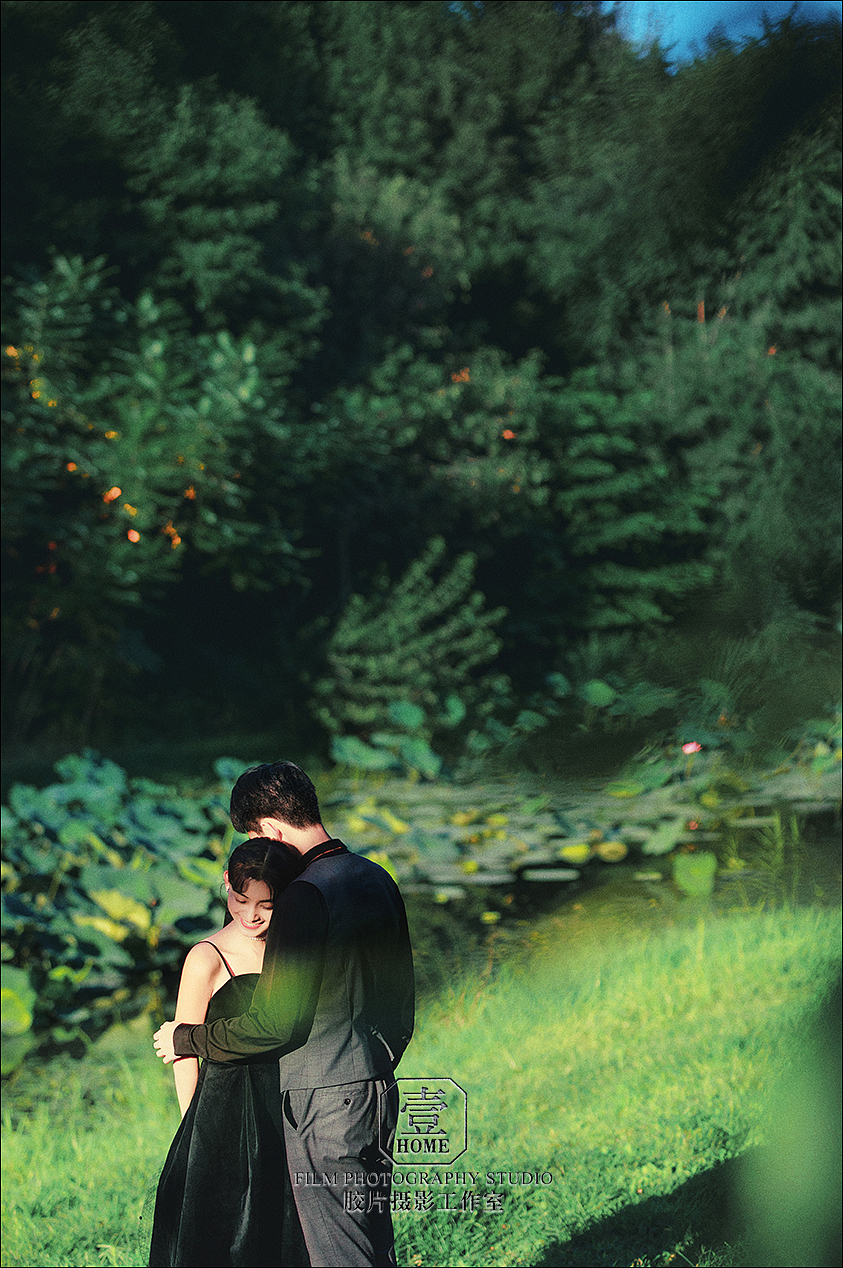 我的法式轻复古婚纱照,在朋友圈赞爆了。