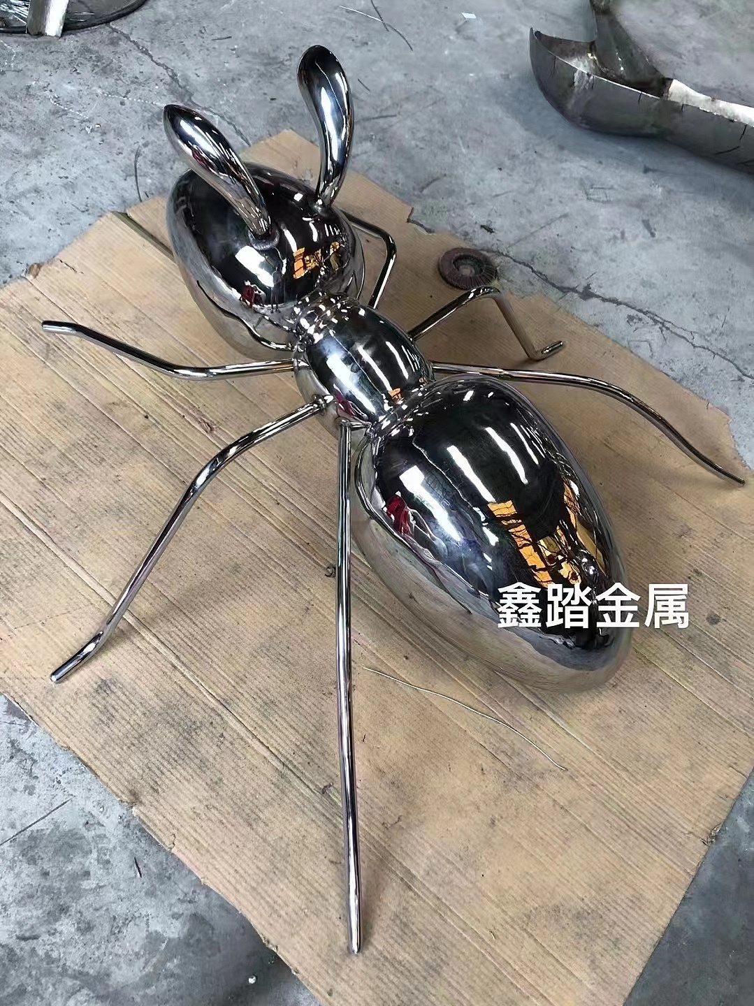 草坪仿真蚂蚁不锈钢摆件 景观仿真不锈钢动物造型雕塑