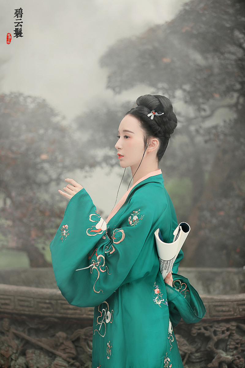 碧云鬟（图ZNjIzODU1NjA=） - 人像摄影 - 站酷设计师摄影师蝈蝈小姐原创素材 - 站酷ZCOOL