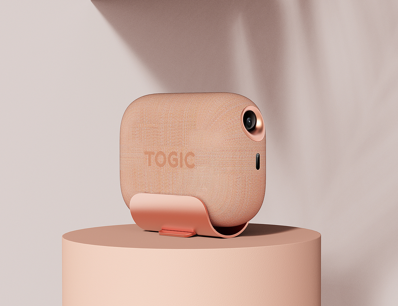 TOGIC ONE.
Multi purpose projector<br><br>FUFU BY DESIGN    l  2021<br><br><br>TOGIC ONE是一款专为Z世代打造的时尚投影产品。其独特的设计使其能够灵活调整镜头指向的方向,无需外部支架。这在功能上提升了日常场景中的用户体验,在美学上满足了Z世代用户的时尚个性化需求。<br><br><br>每个人都可能拥有自己风格的卧室或客厅。当他们需要在那里添加投影仪时,放置投影仪的桌子或机柜可能无法完美匹配投影仪以将图像投影到最合适的区域。因此,(如图),我们经常会看到用户选择各种辅助支架,如折叠架、三脚架、挂架等,为投影仪调整投影仪的摆放位置,帮助投影仪指向投影仪的位置。正确的区域。