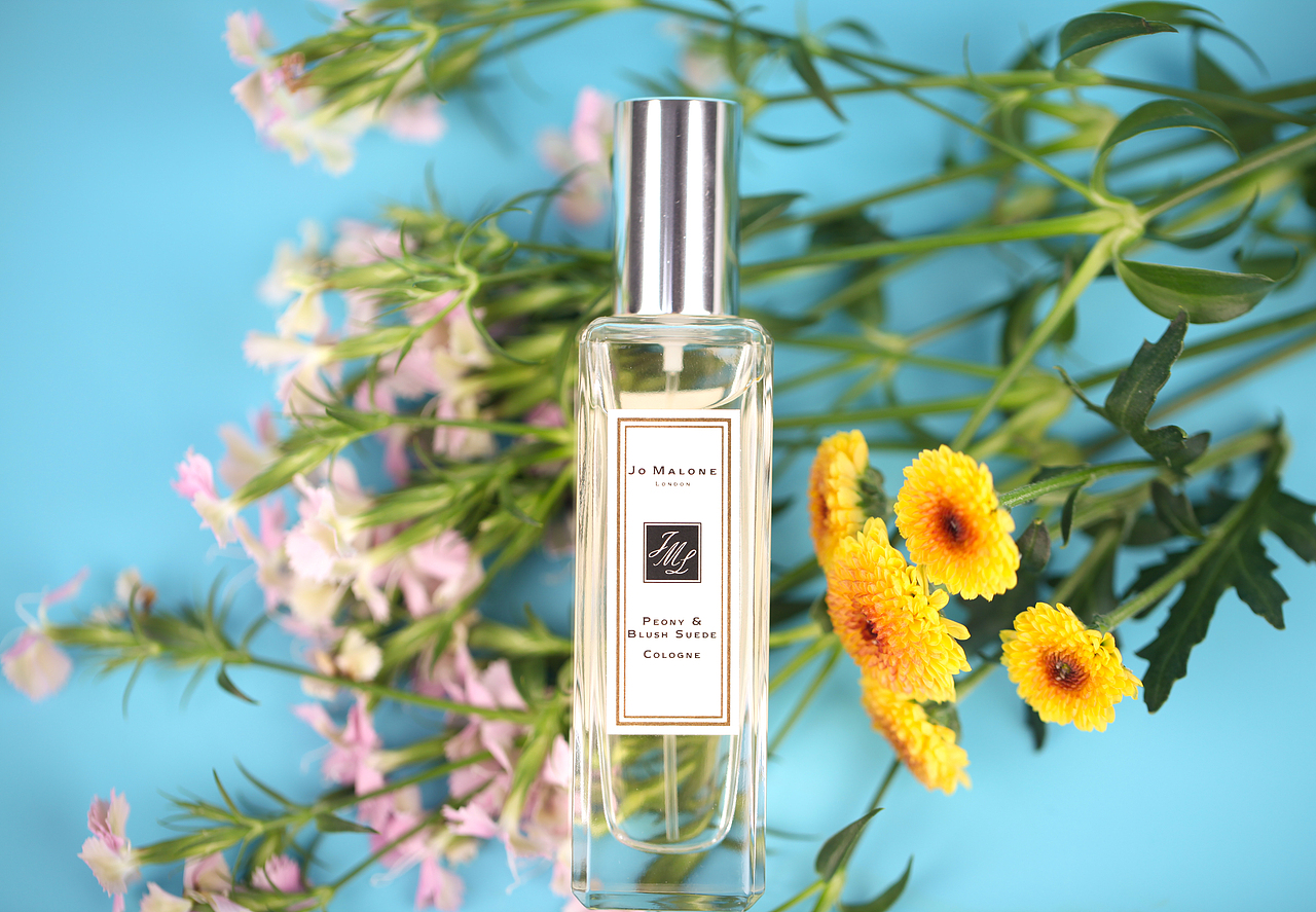 香水（图ZMTU2MTcwNzA4） - 产品摄影 - 站酷设计师angellulu912原创素材 - 站酷ZCOOL