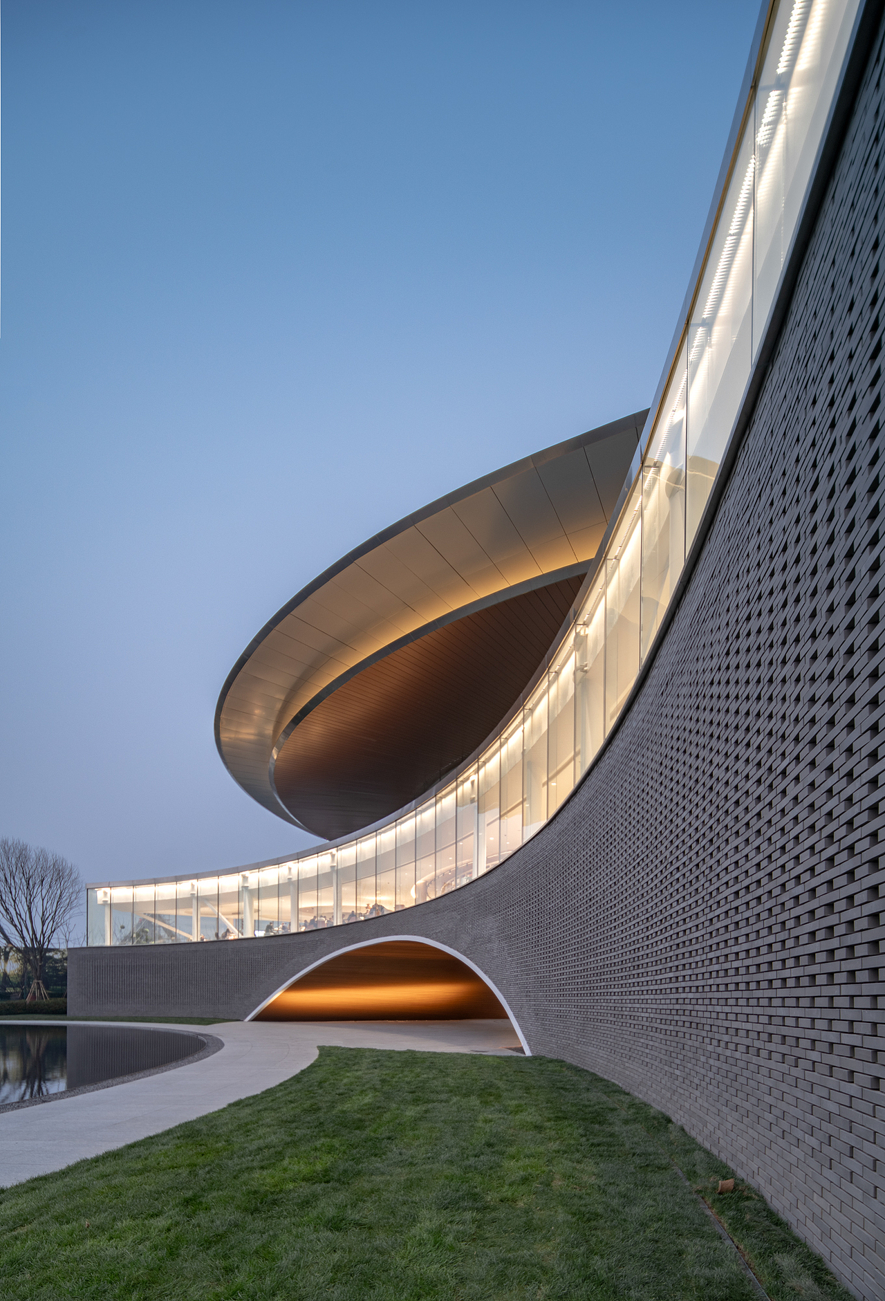 建业蓝海郑风示范区售楼处