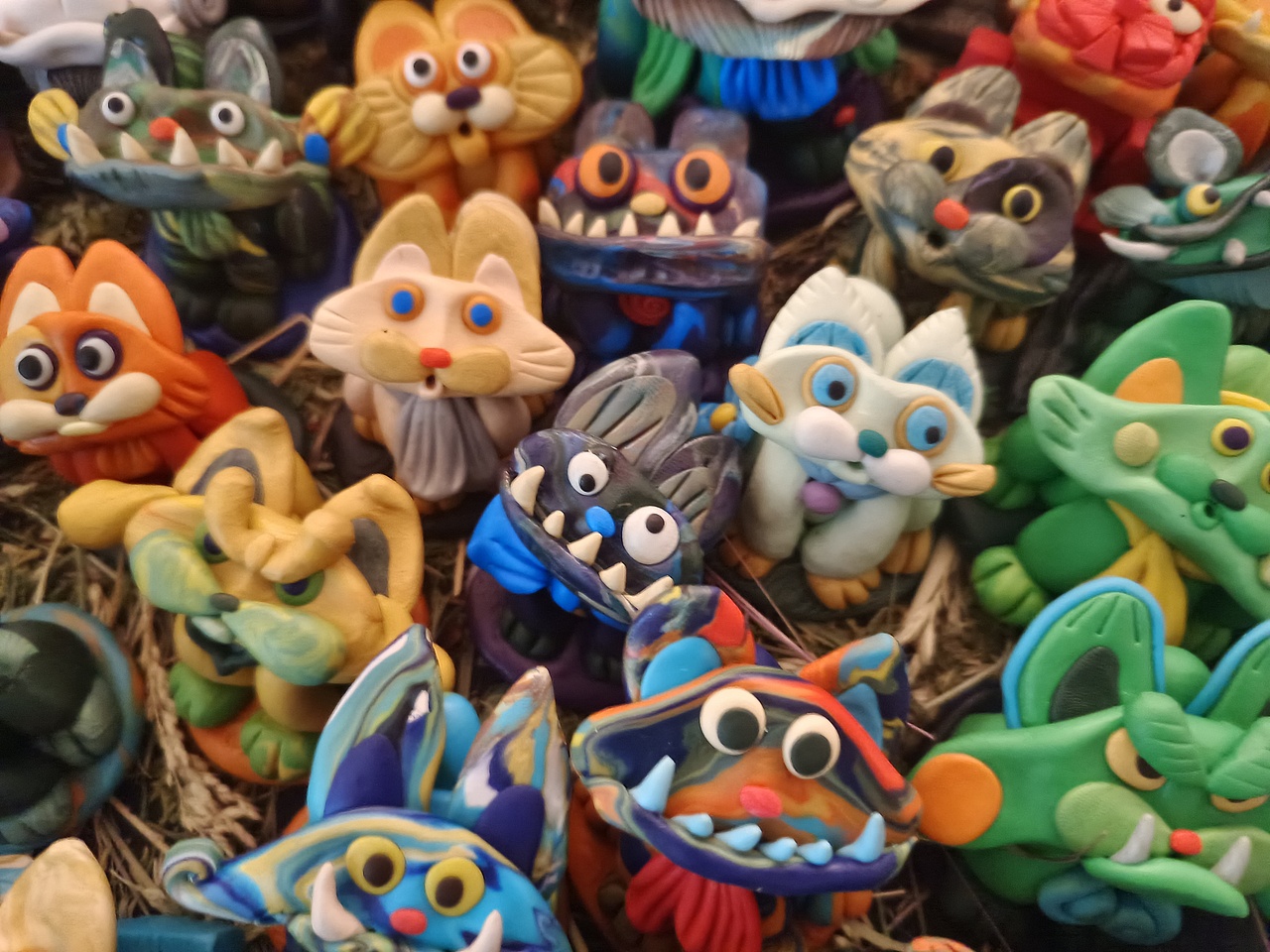 瓦猫的世界（图ZMzYxMDAyNTA4） - 工艺品设计 - 站酷设计师因啊而生原创素材 - 站酷ZCOOL