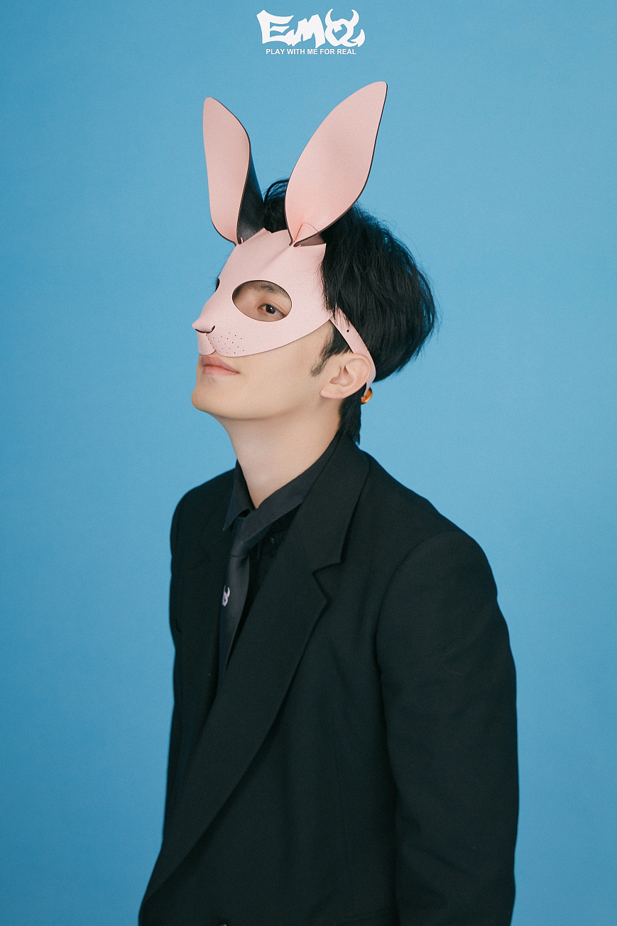 谷蓝帝 📷：me（图ZMzE0NjA1NDY4） - 人像摄影 - 站酷设计师摄影师源原创素材 - 站酷ZCOOL