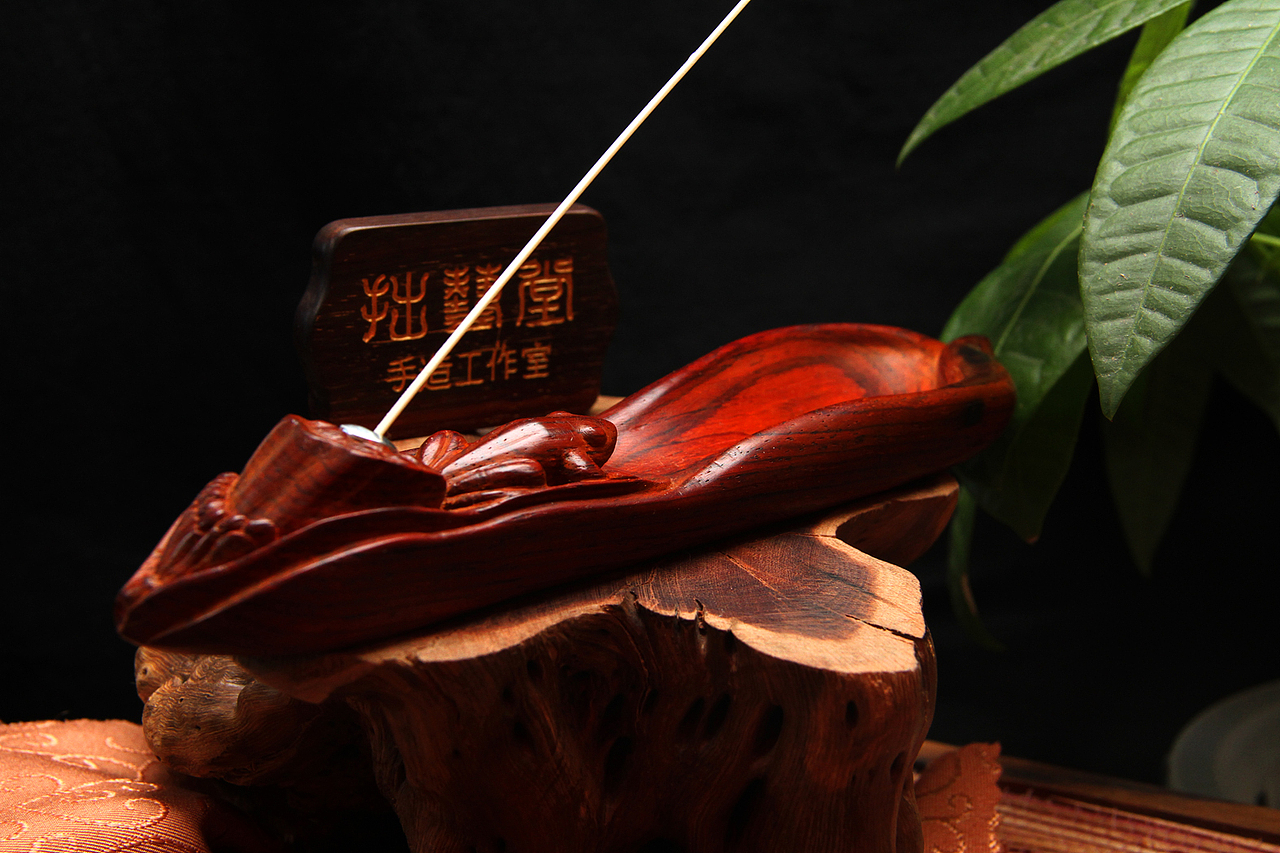 《莲》香插——木雕